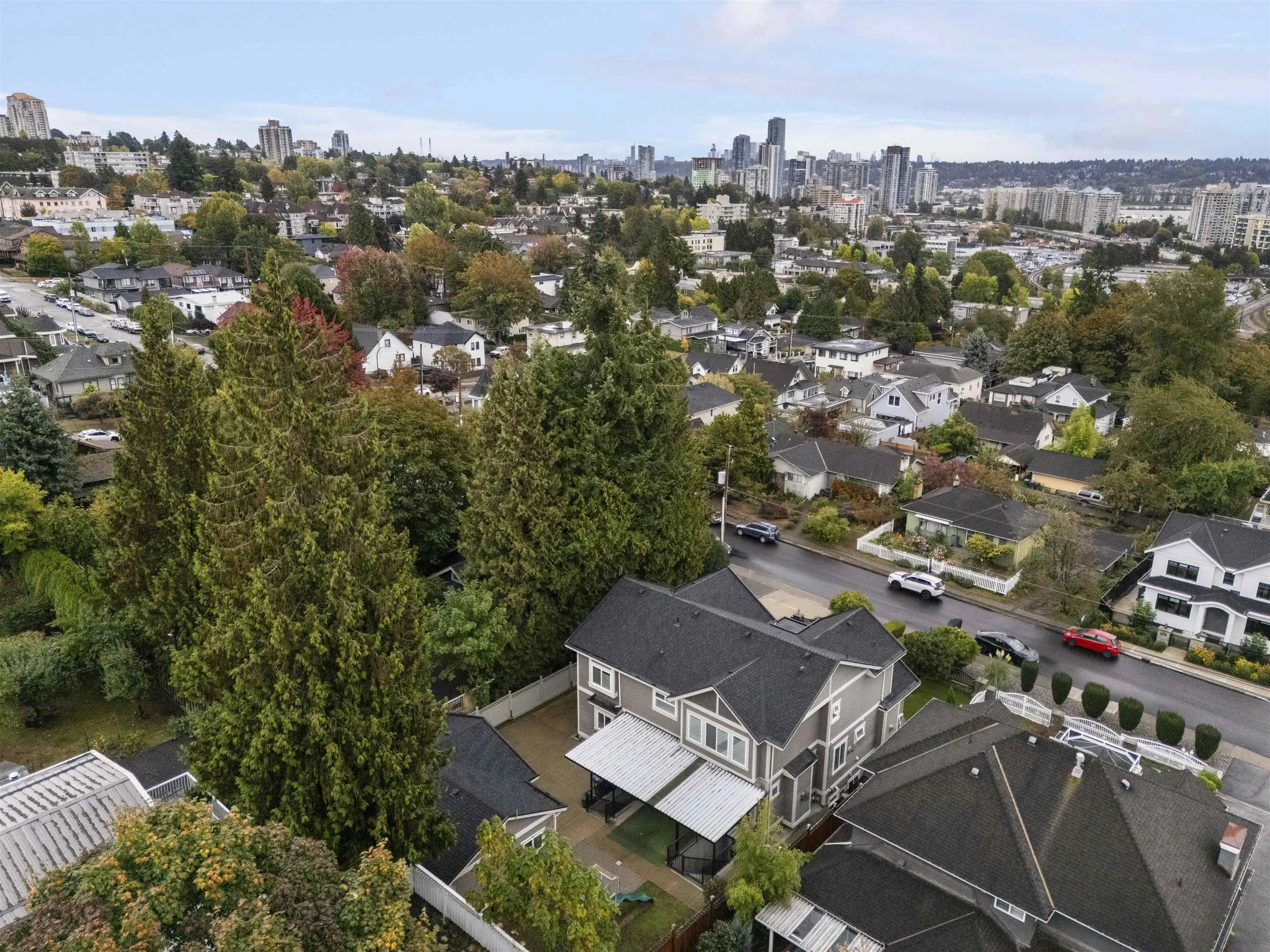 1415 Nanaimo Street