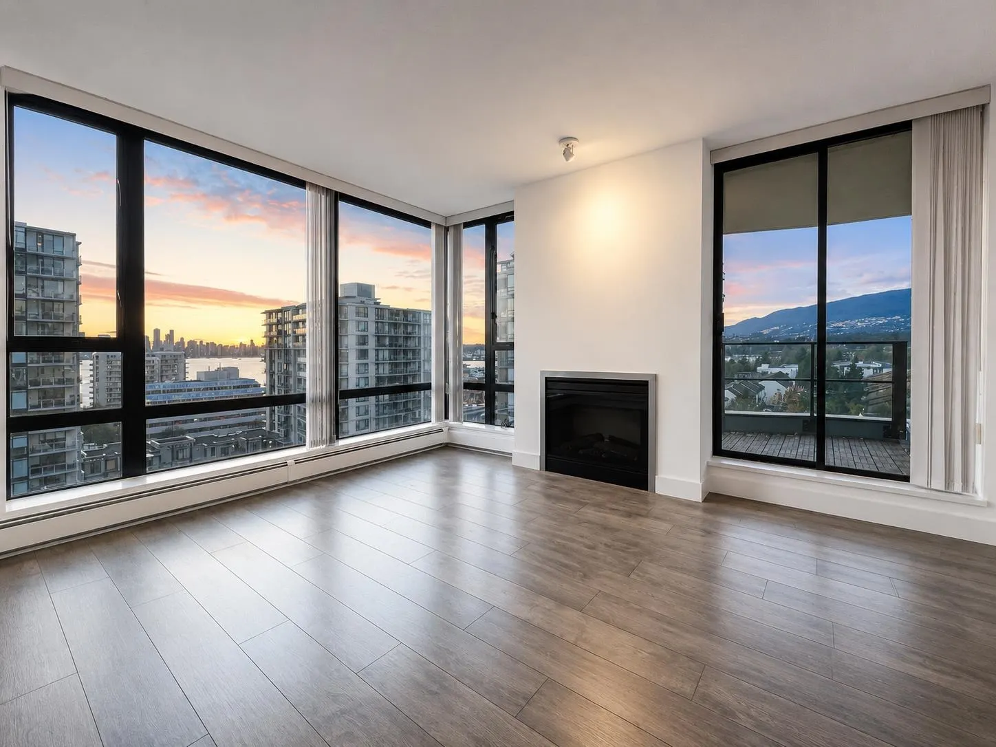 151 W 2nd Street #903