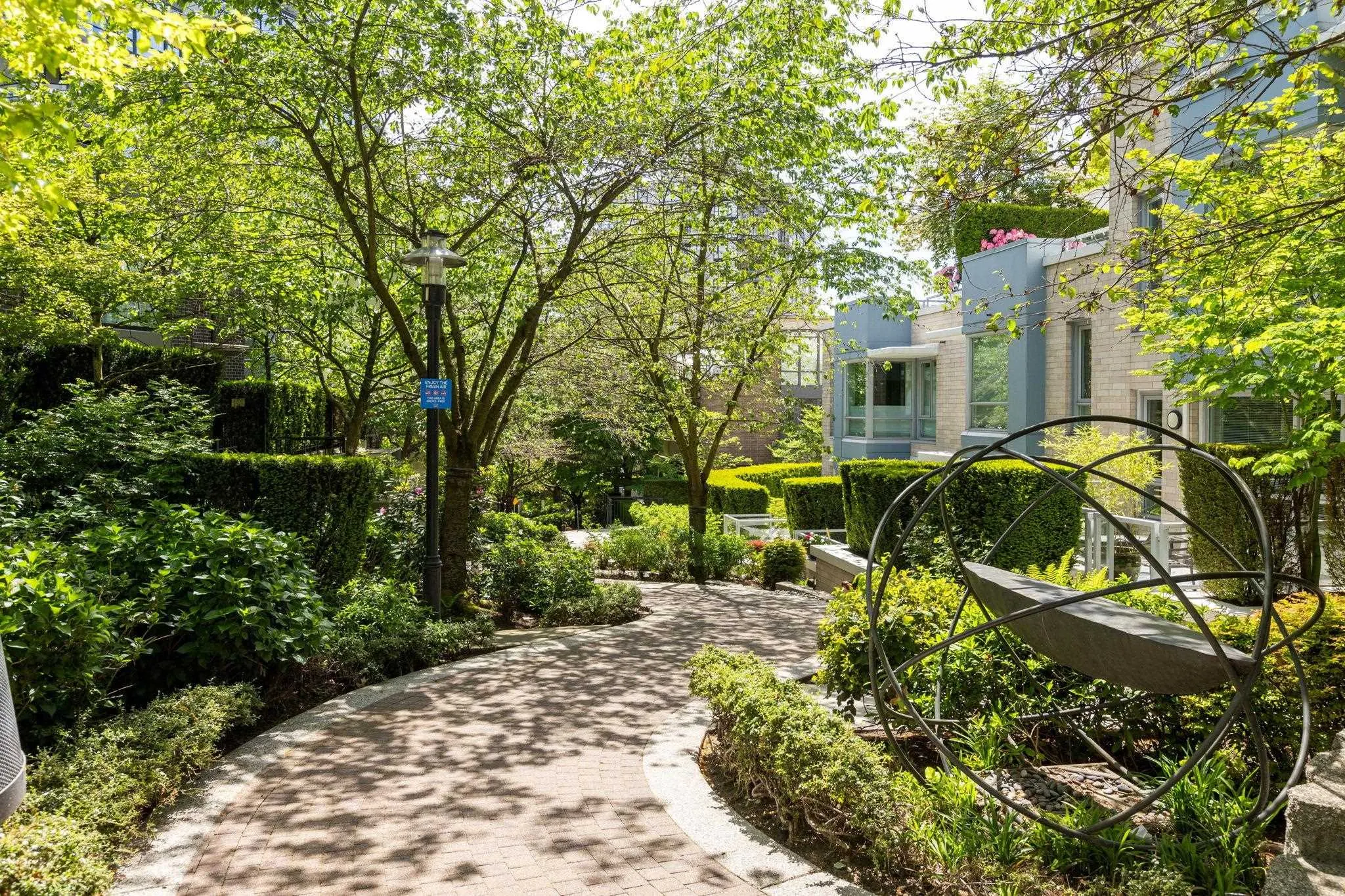 151 W 2nd Street #903