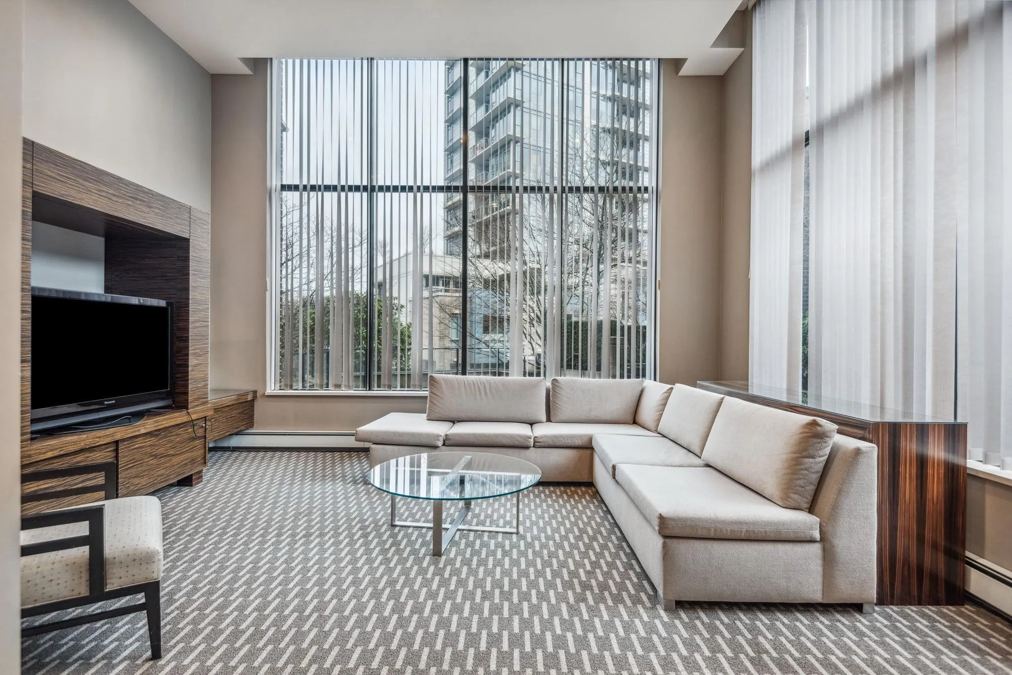 151 W 2nd Street #903