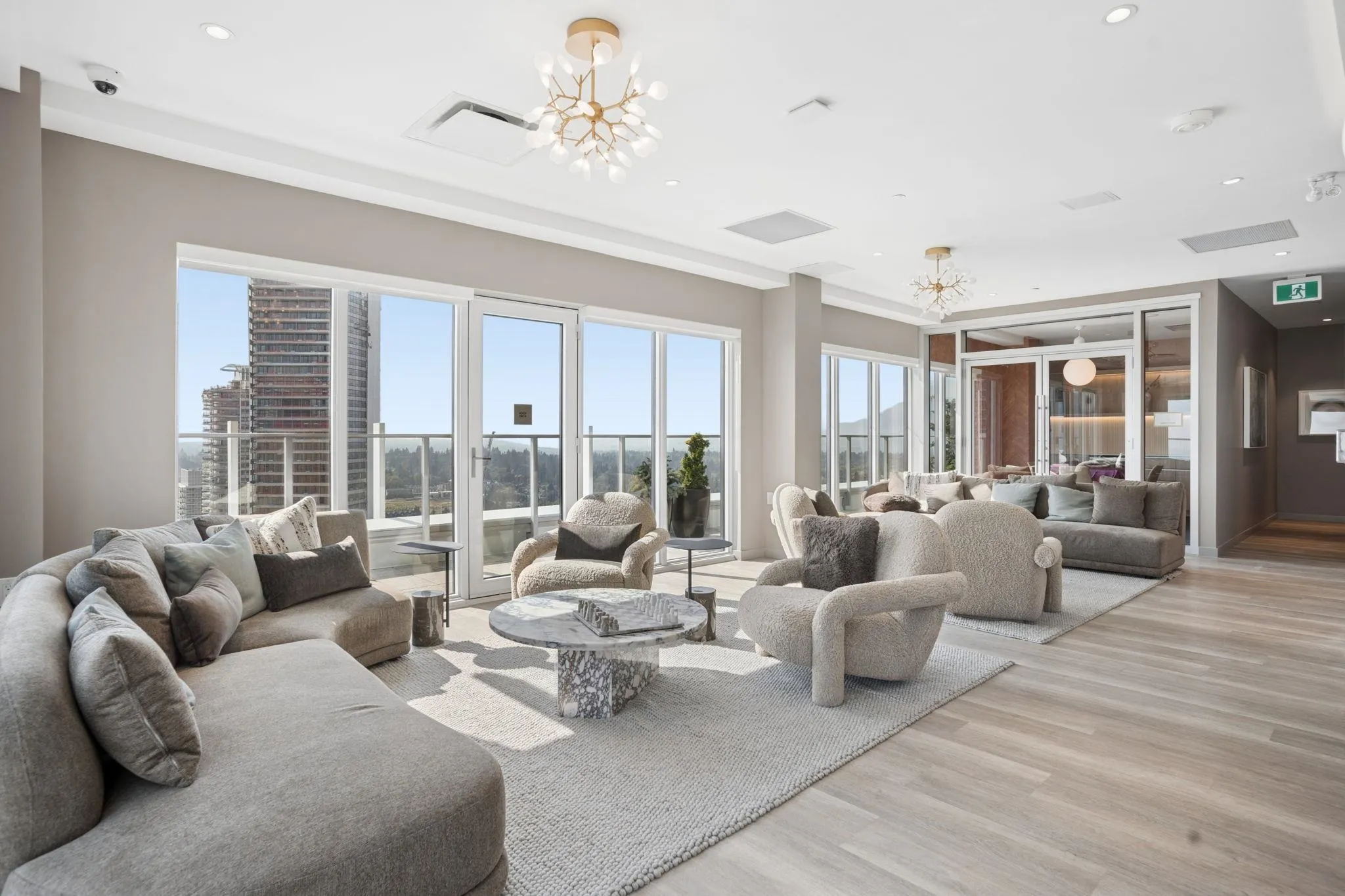 485 W 42 Avenue #1203