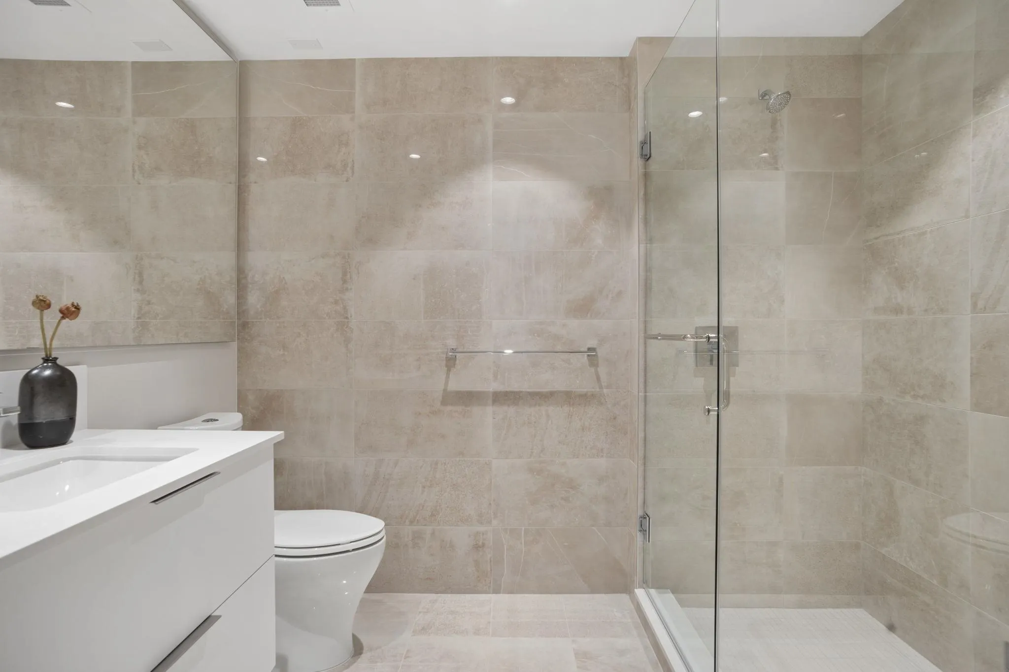 485 W 42 Avenue #1203