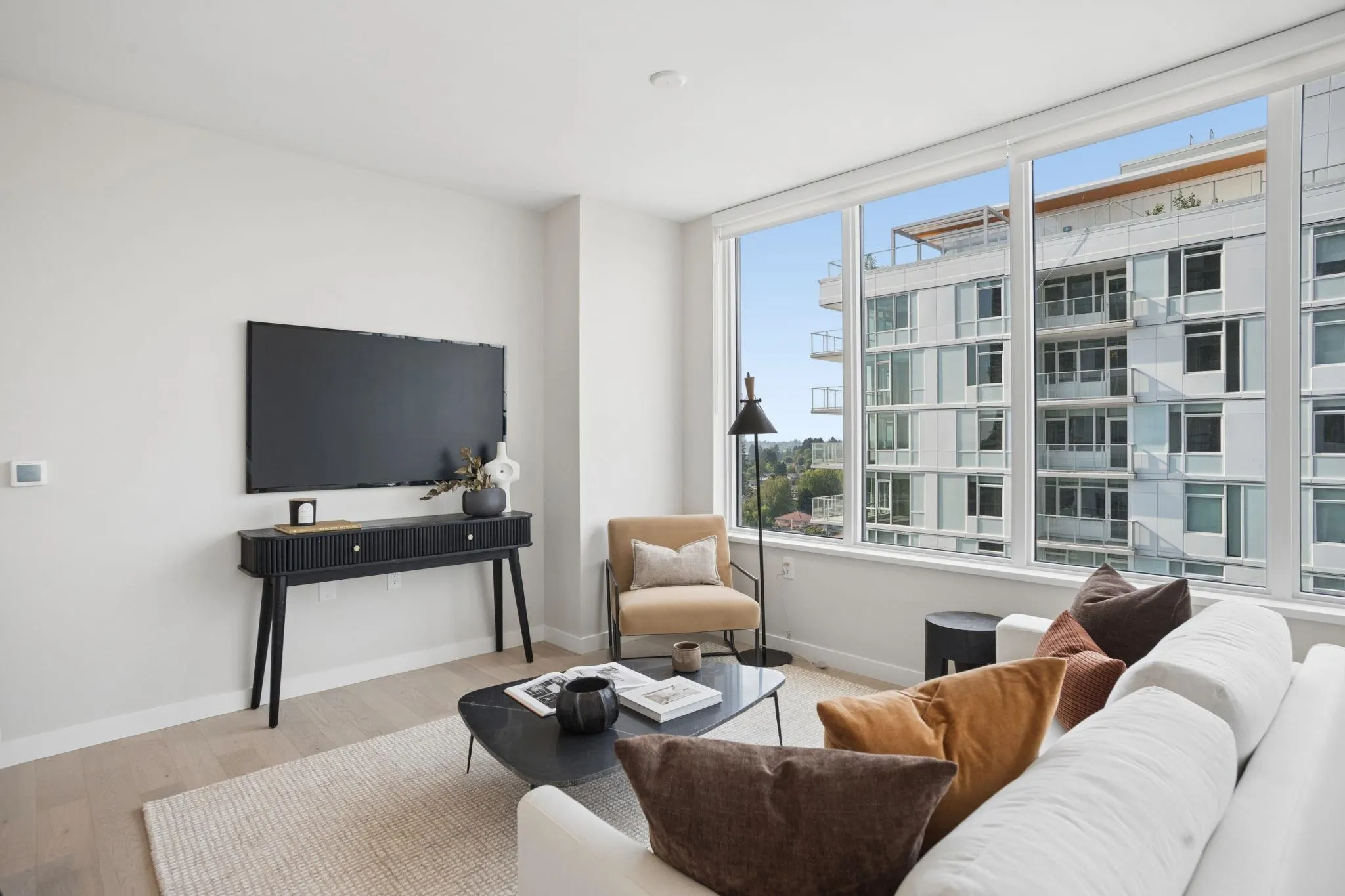 485 W 42 Avenue #1203