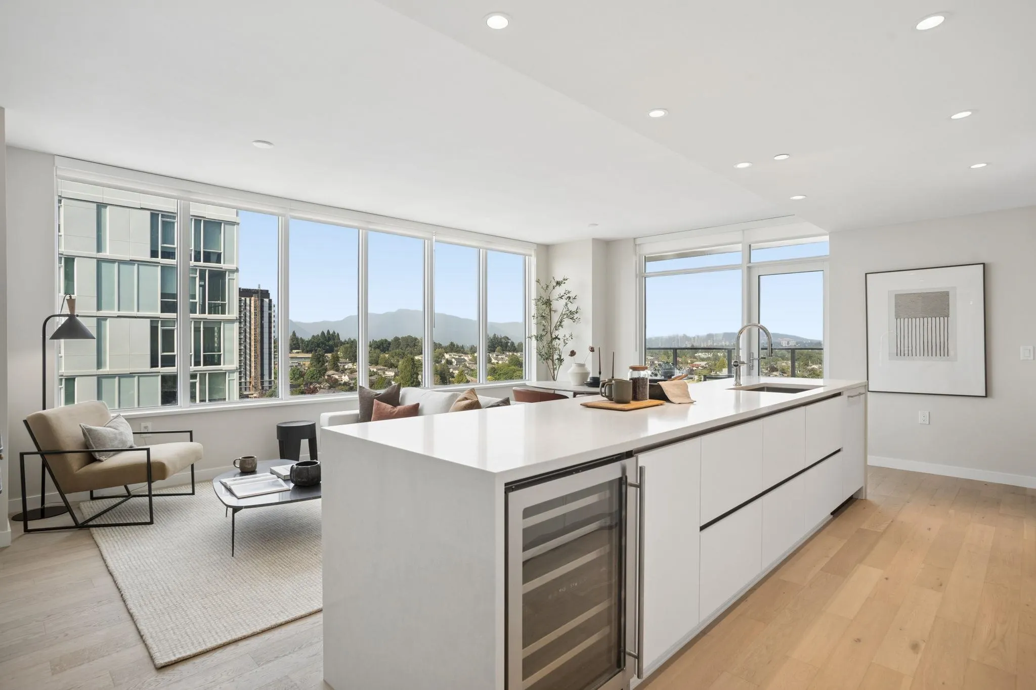 485 W 42 Avenue #1203
