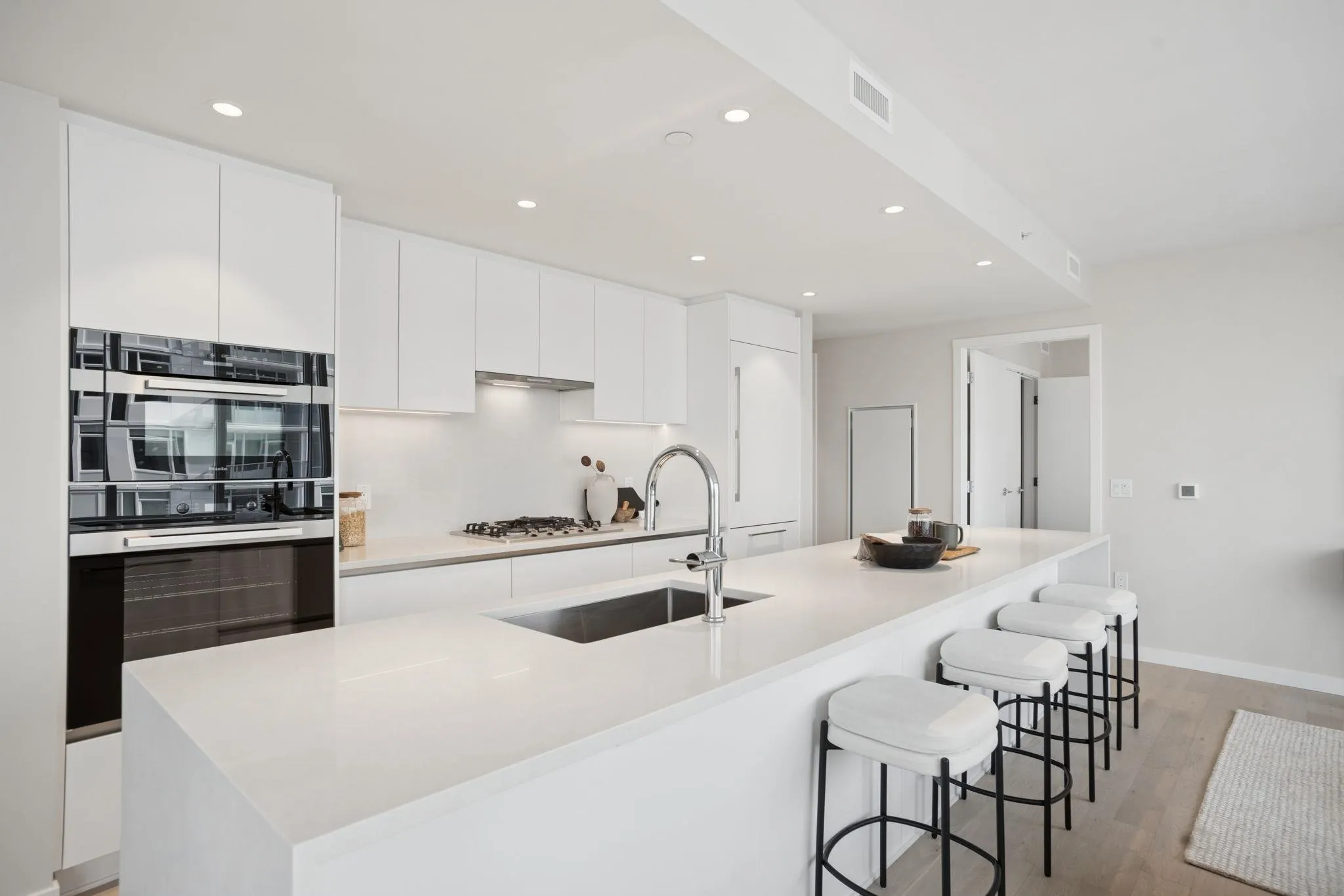 485 W 42 Avenue #1203