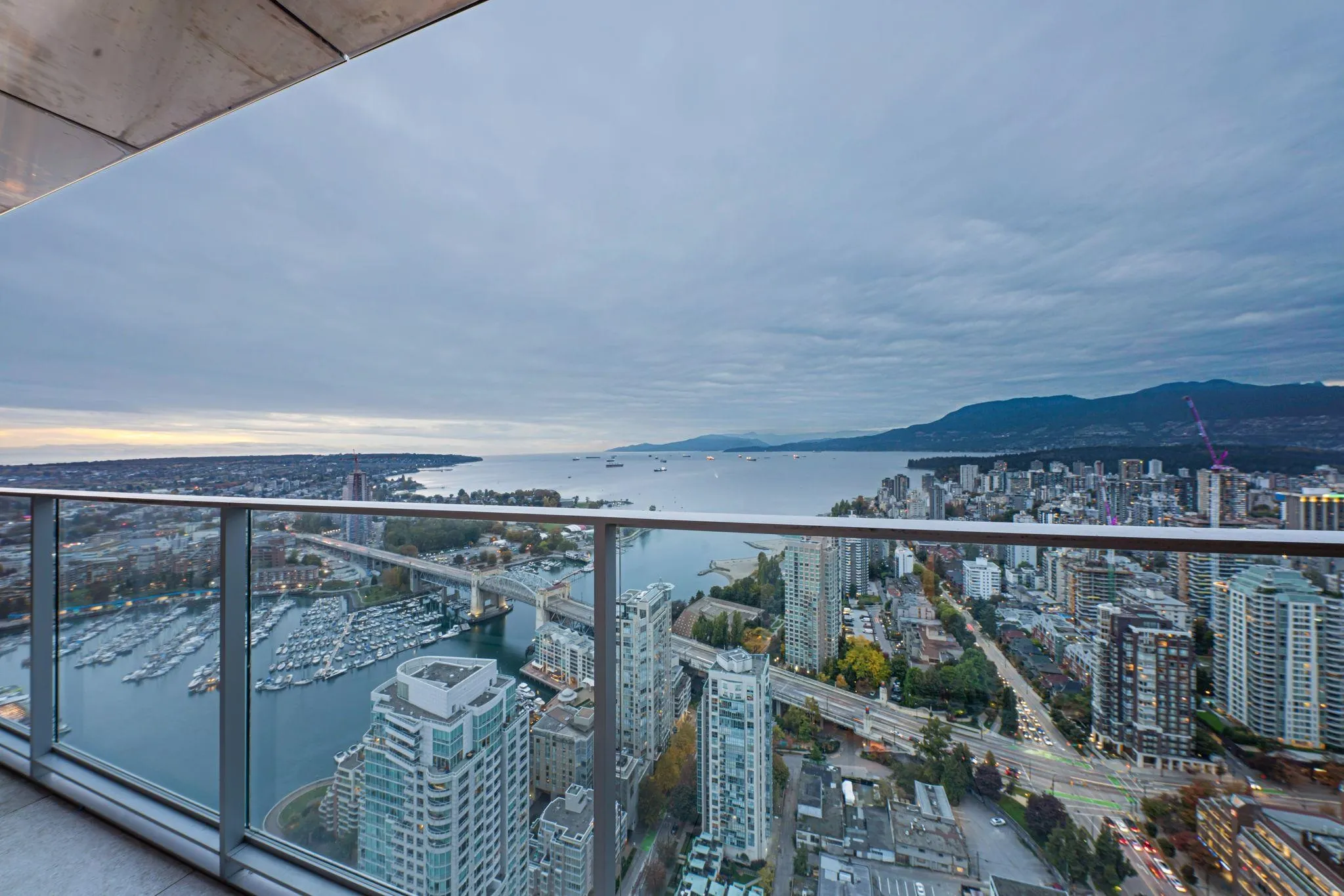 1480 Howe Street #5702