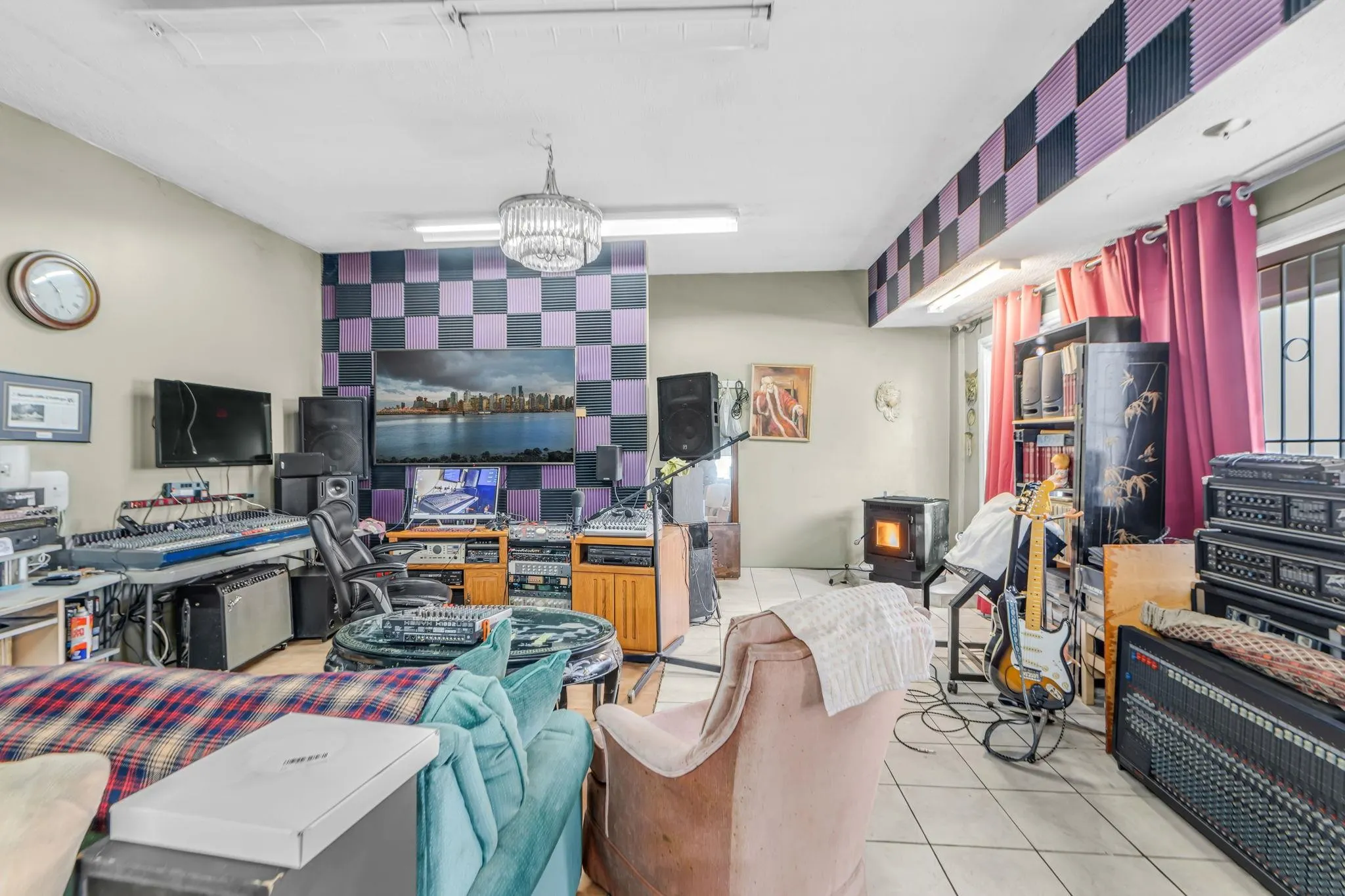 2141 Marine Way