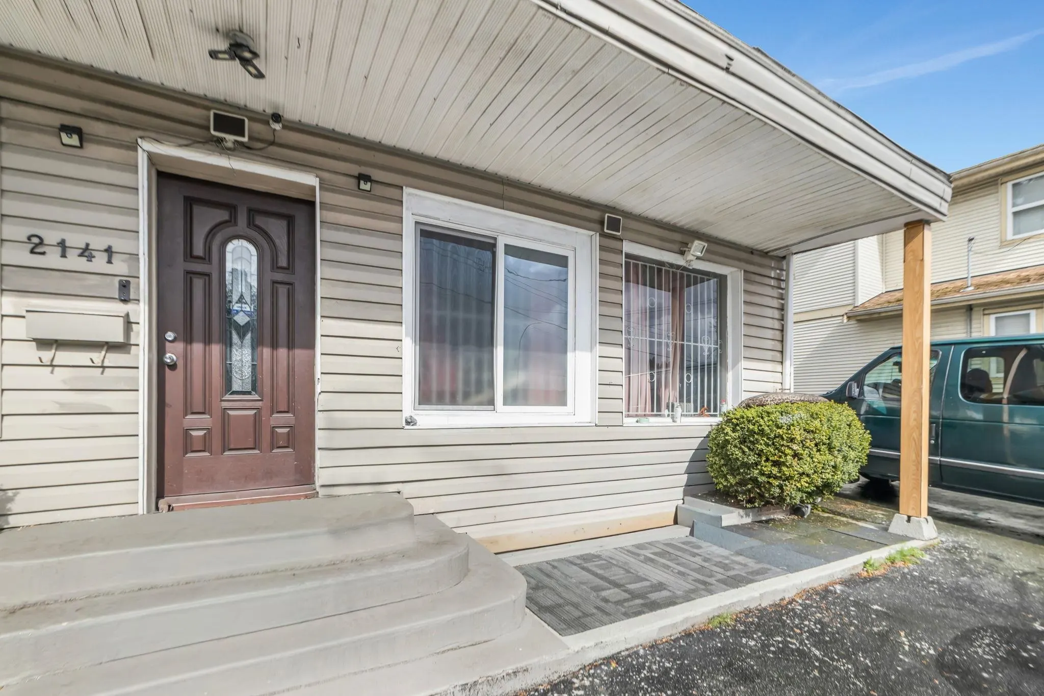 2141 Marine Way