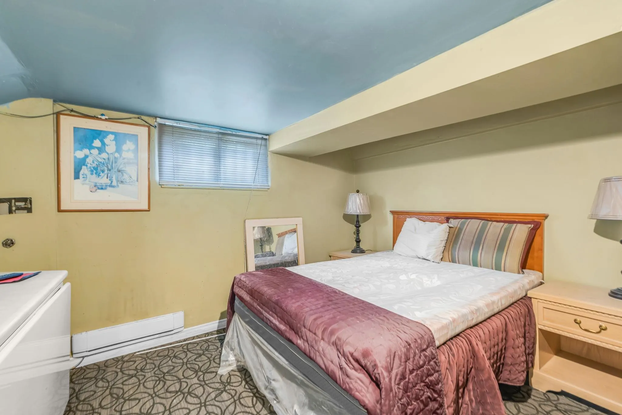 2141 Marine Way