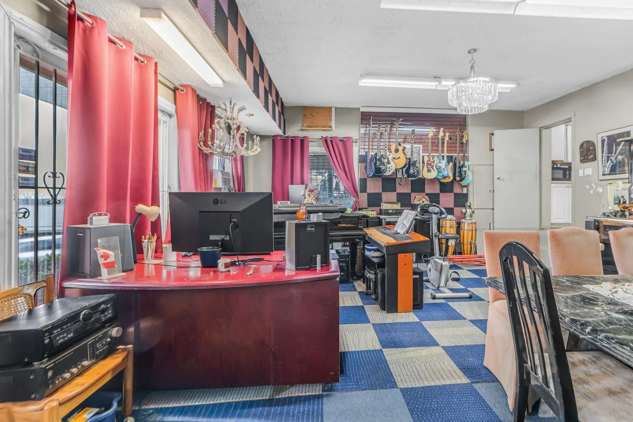 2141 Marine Way
