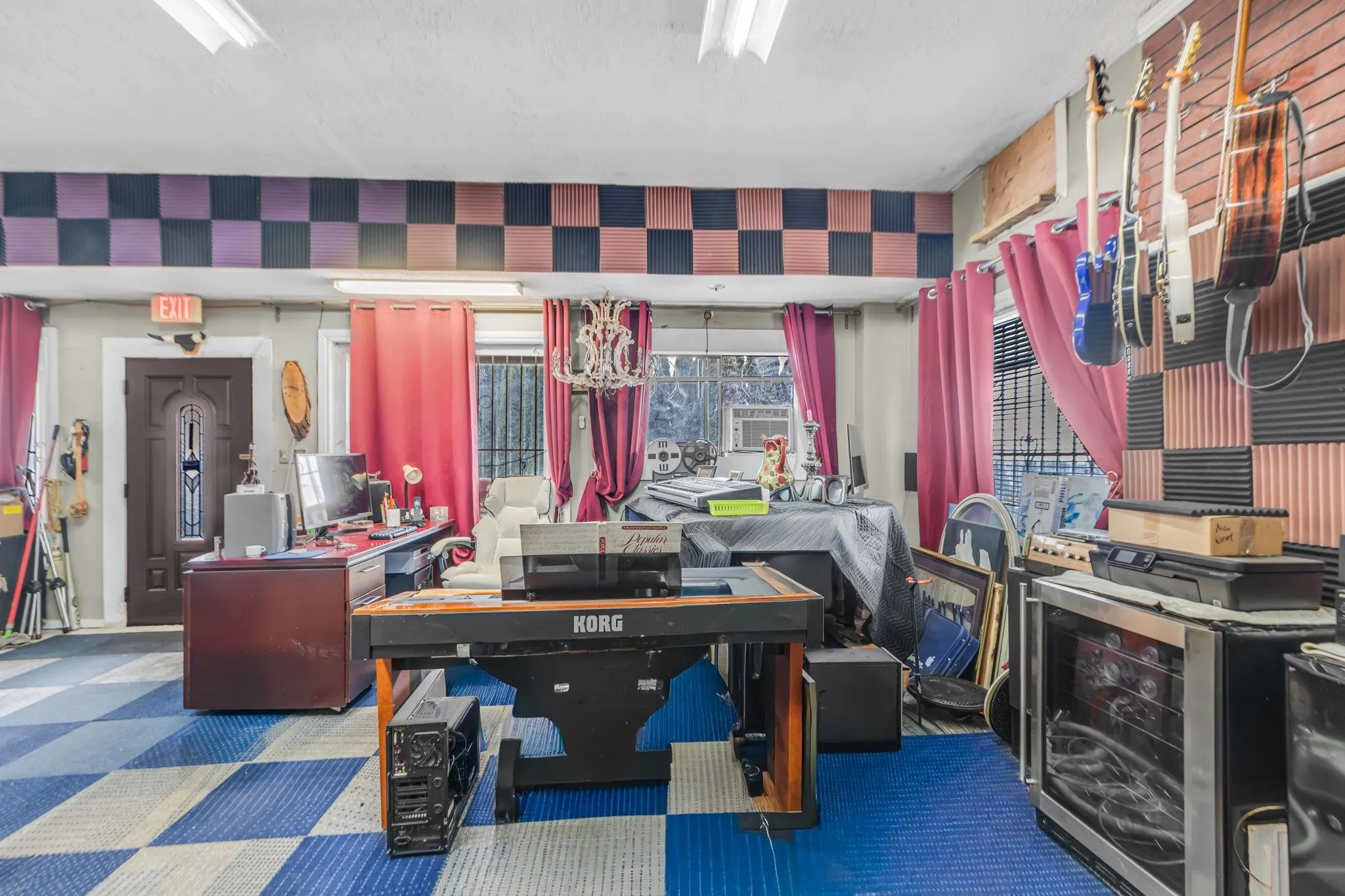 2141 Marine Way