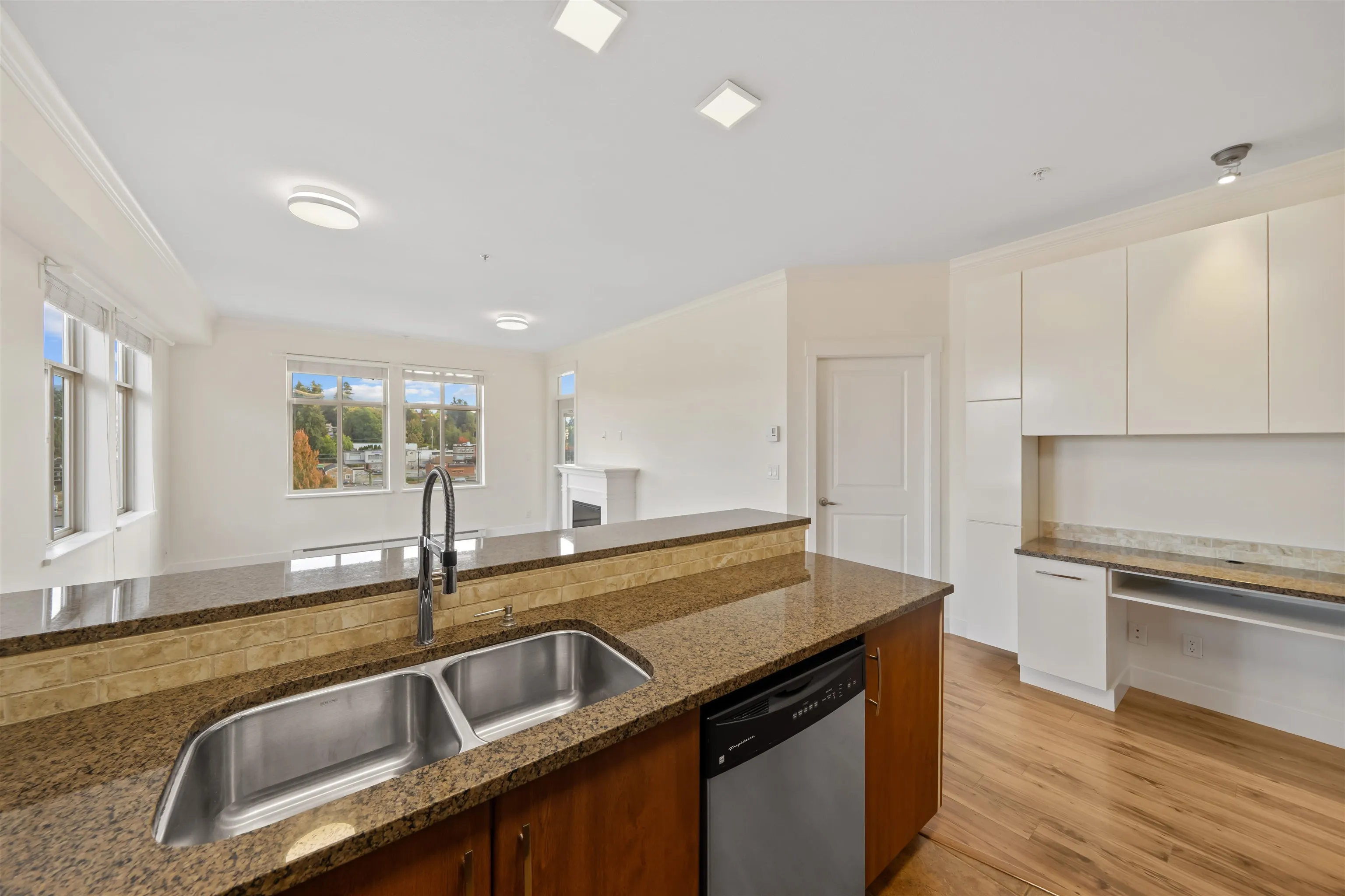 2632 Pauline Street #305