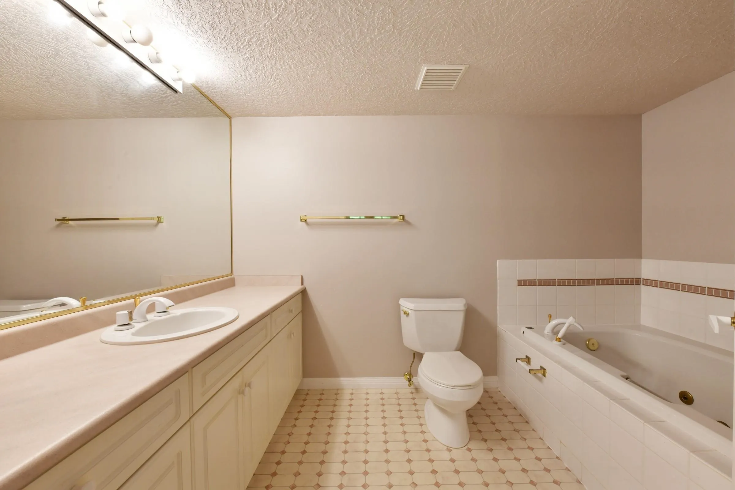 4001 Old Clayburn Road #136