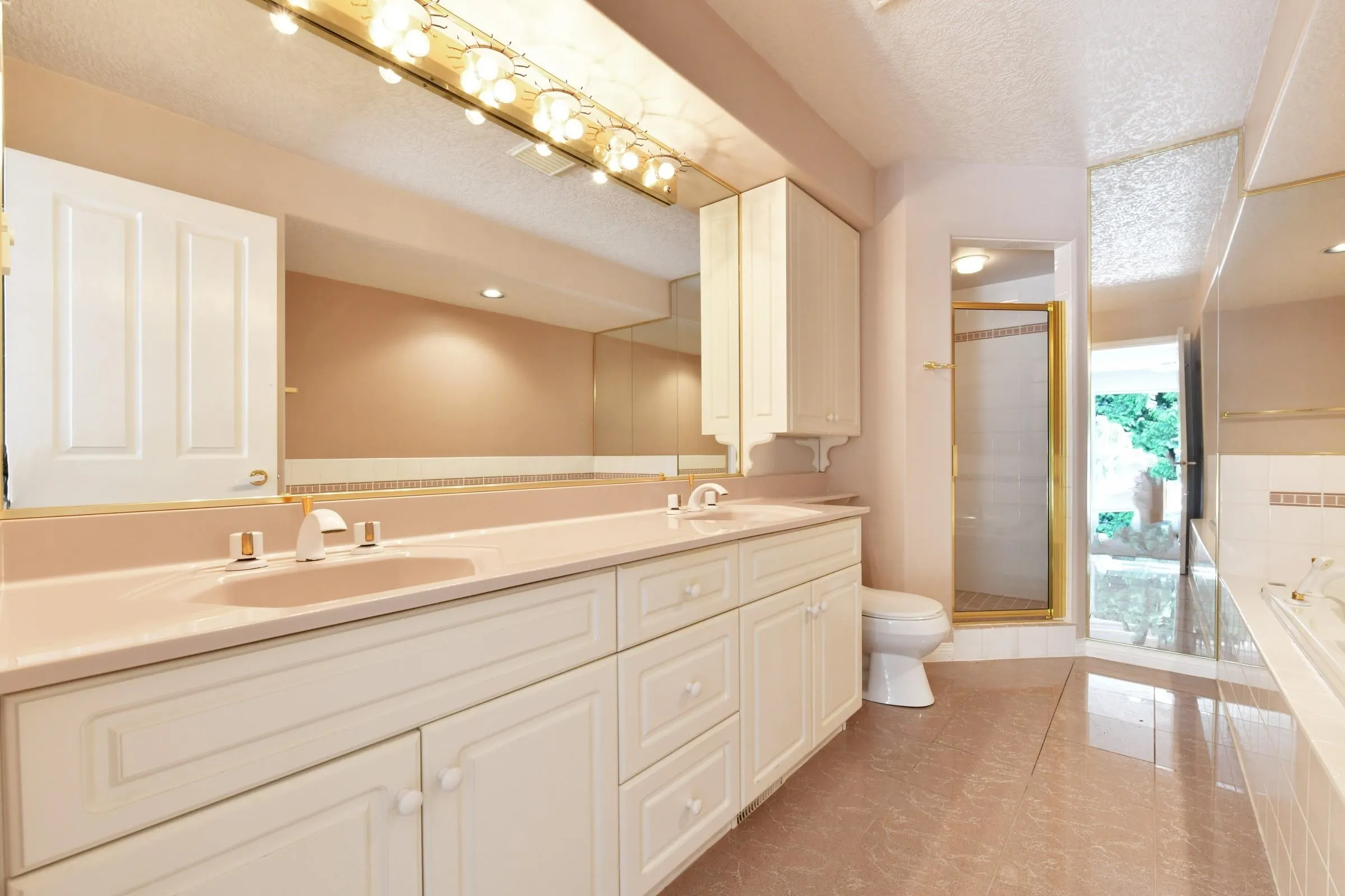 4001 Old Clayburn Road #136