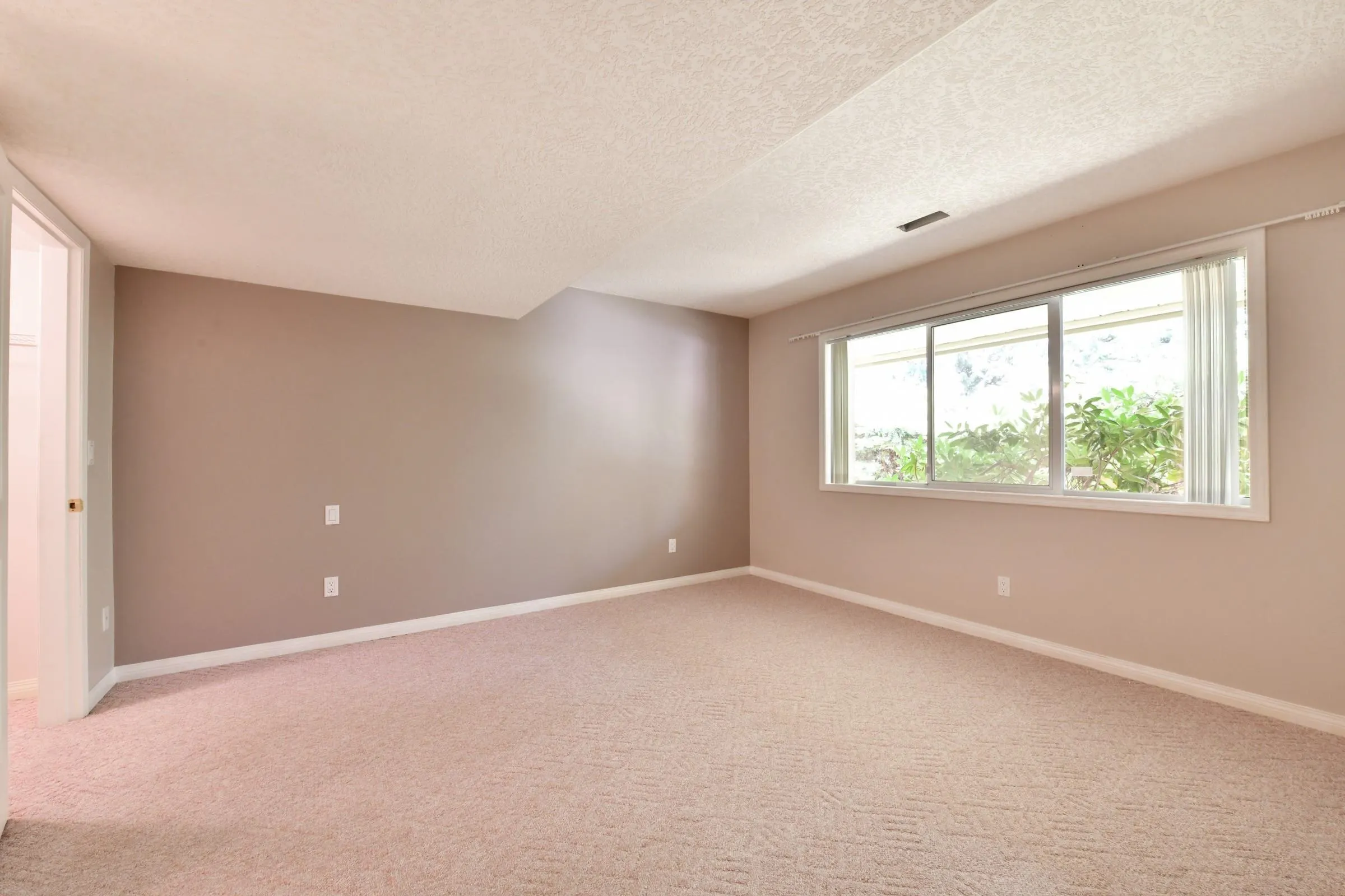 4001 Old Clayburn Road #136
