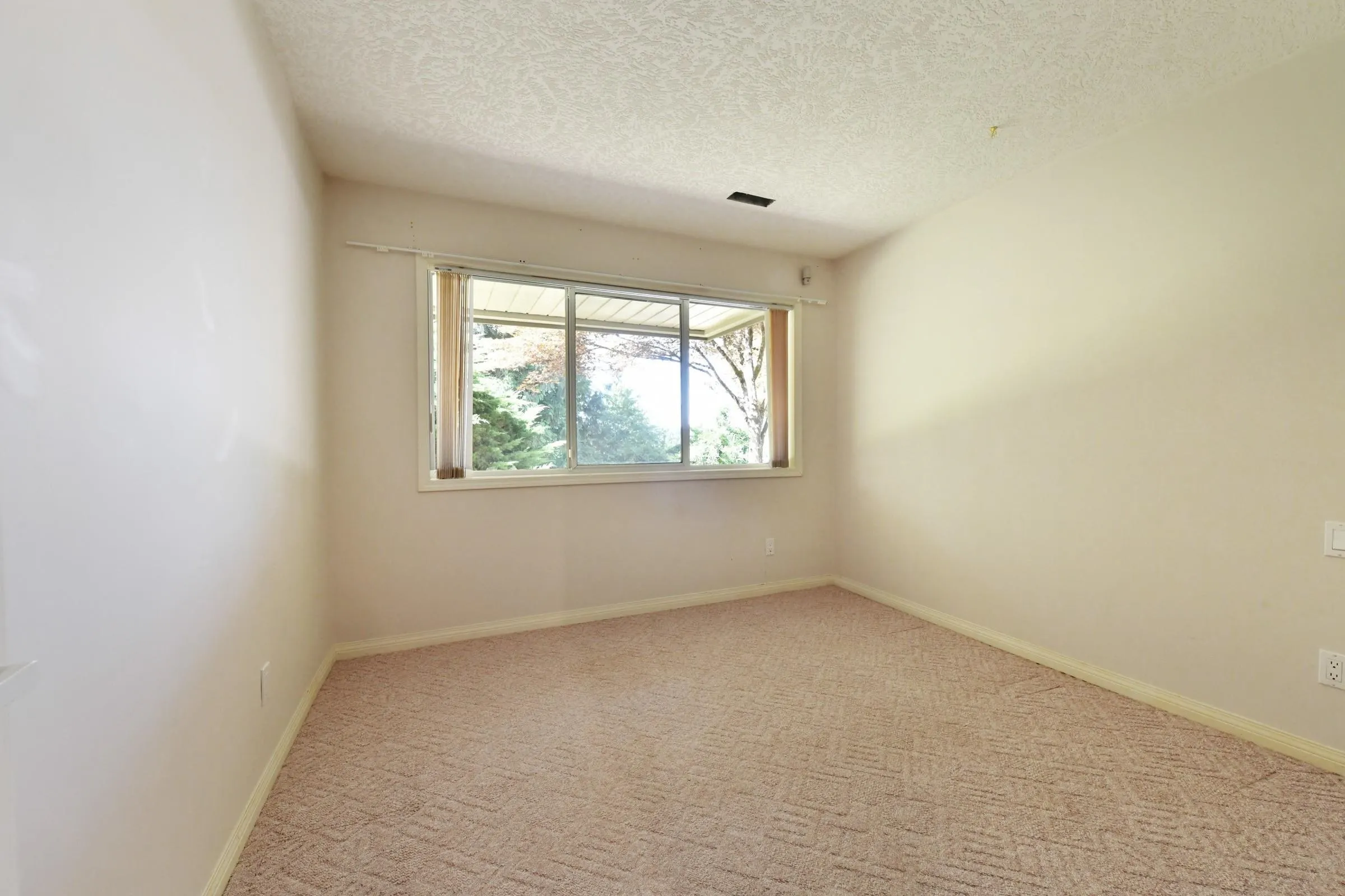 4001 Old Clayburn Road #136