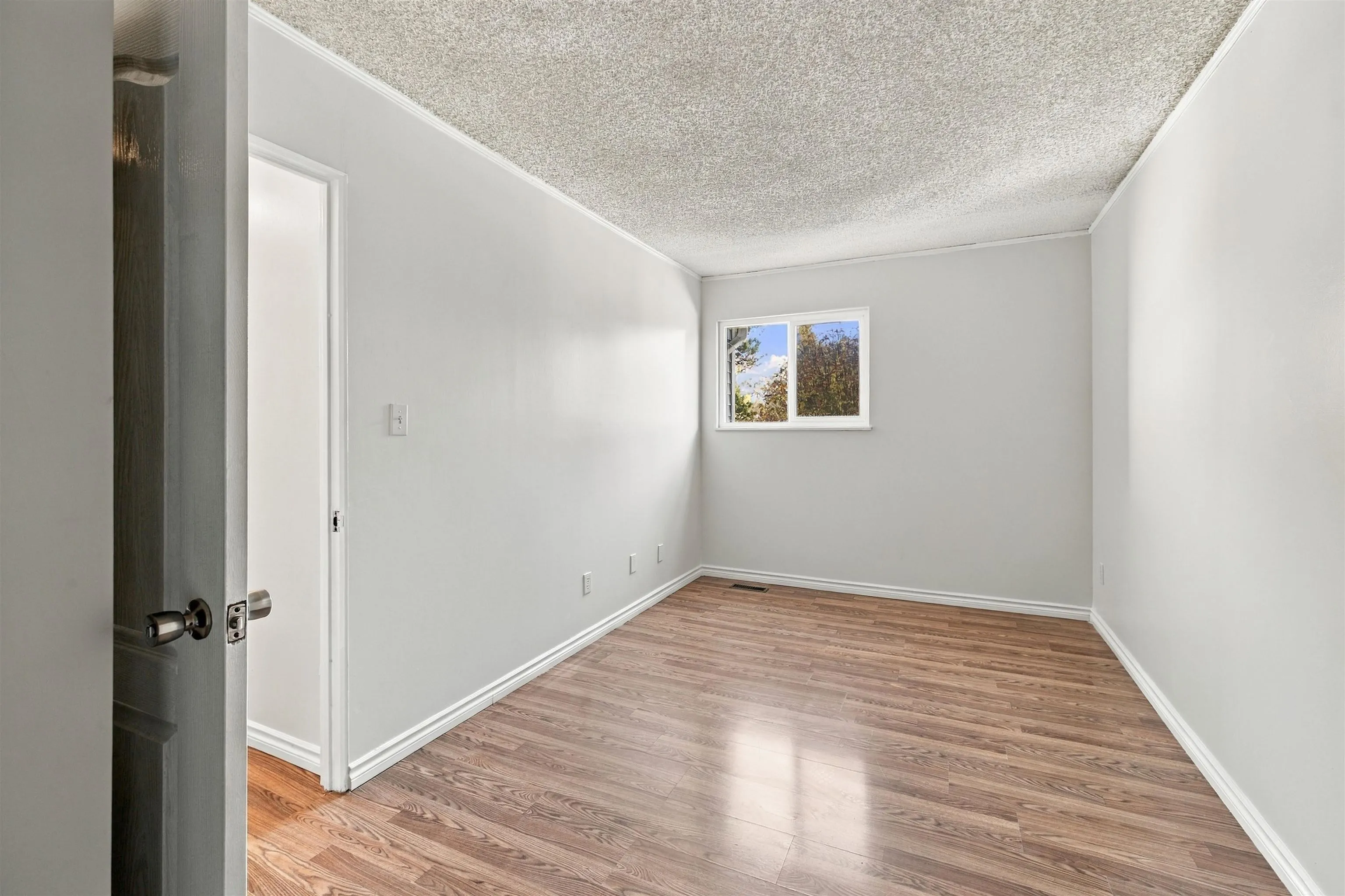 3433 E 49th Avenue #64