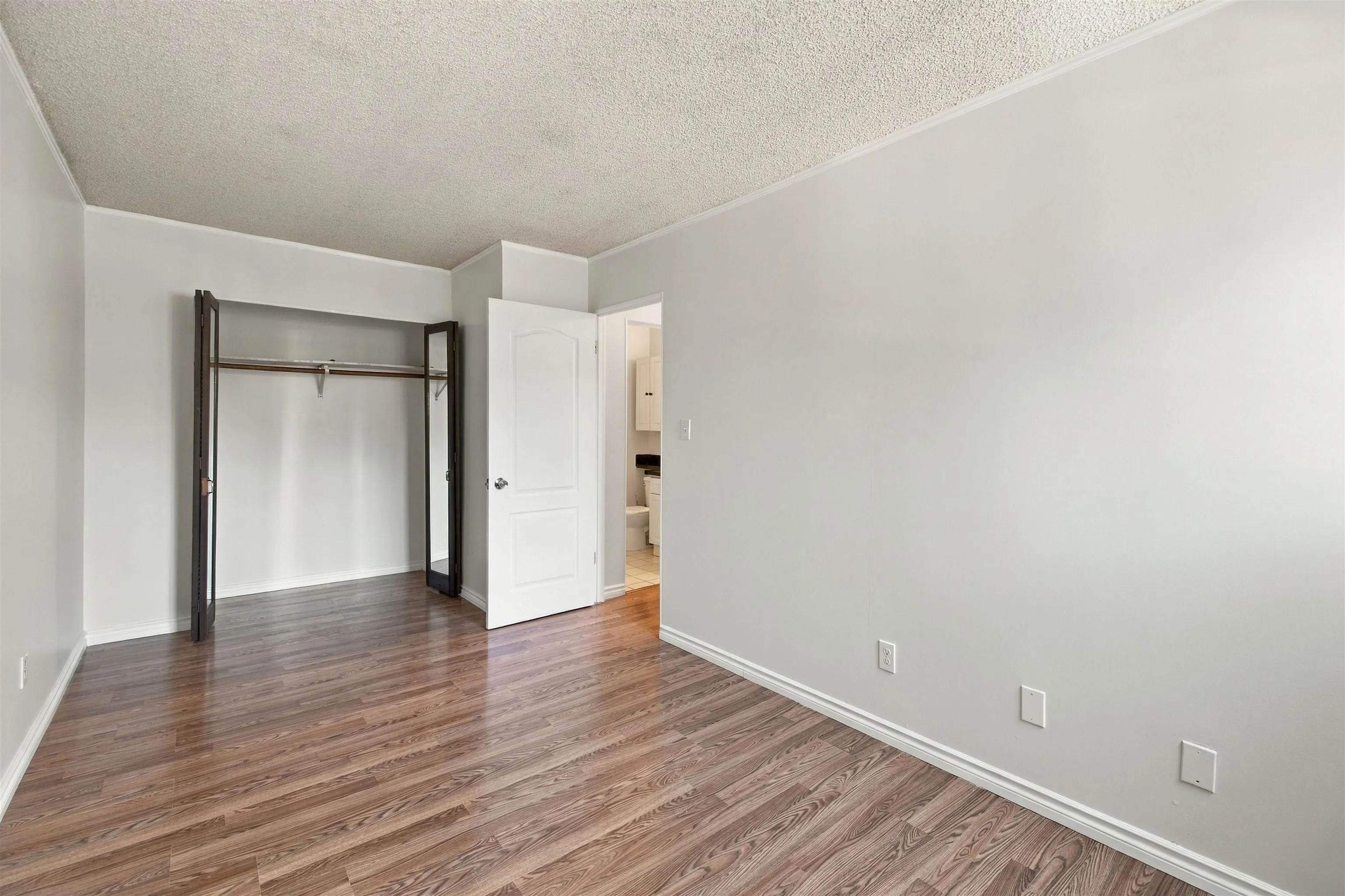 3433 E 49th Avenue #64