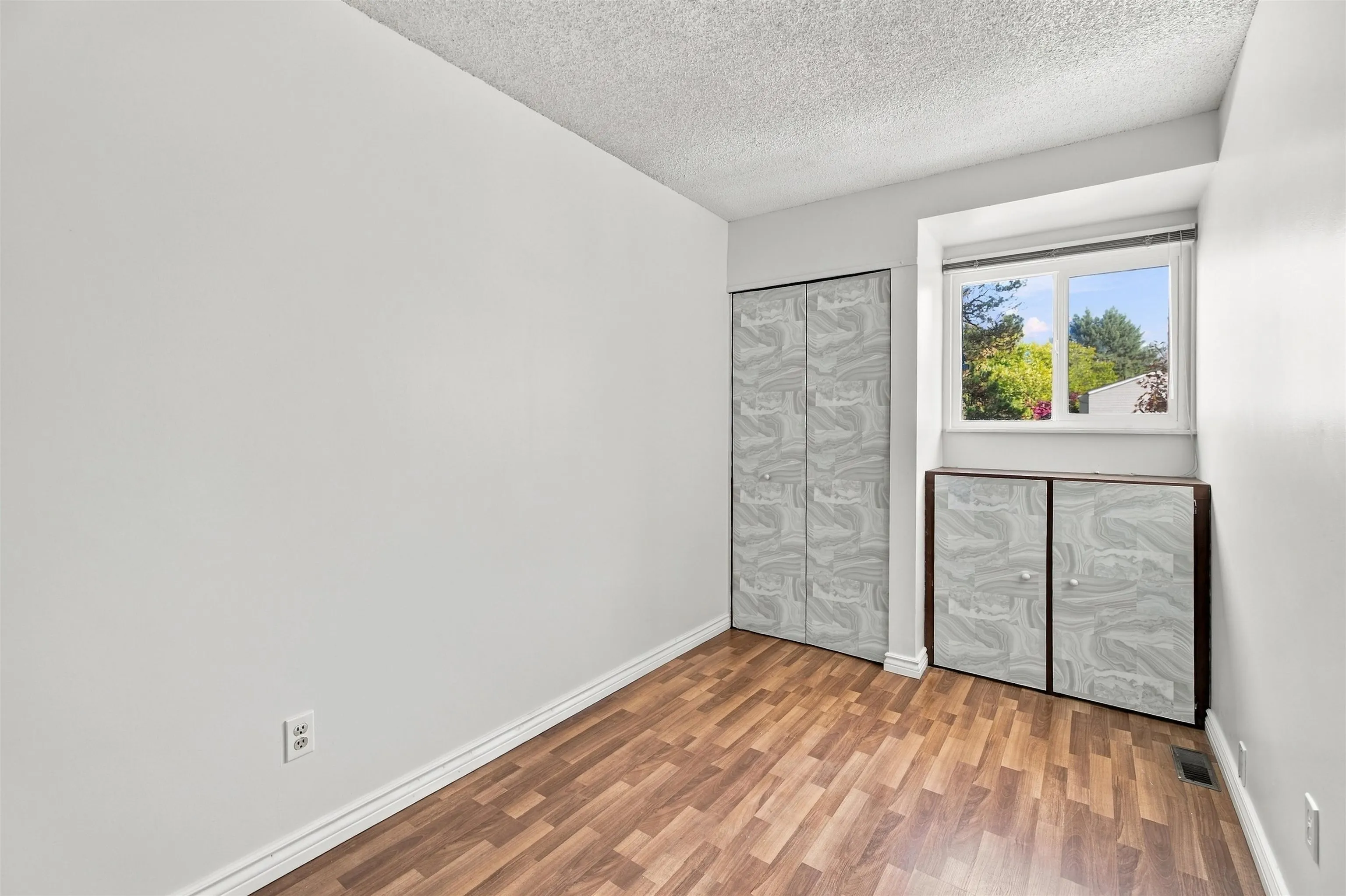3433 E 49th Avenue #64