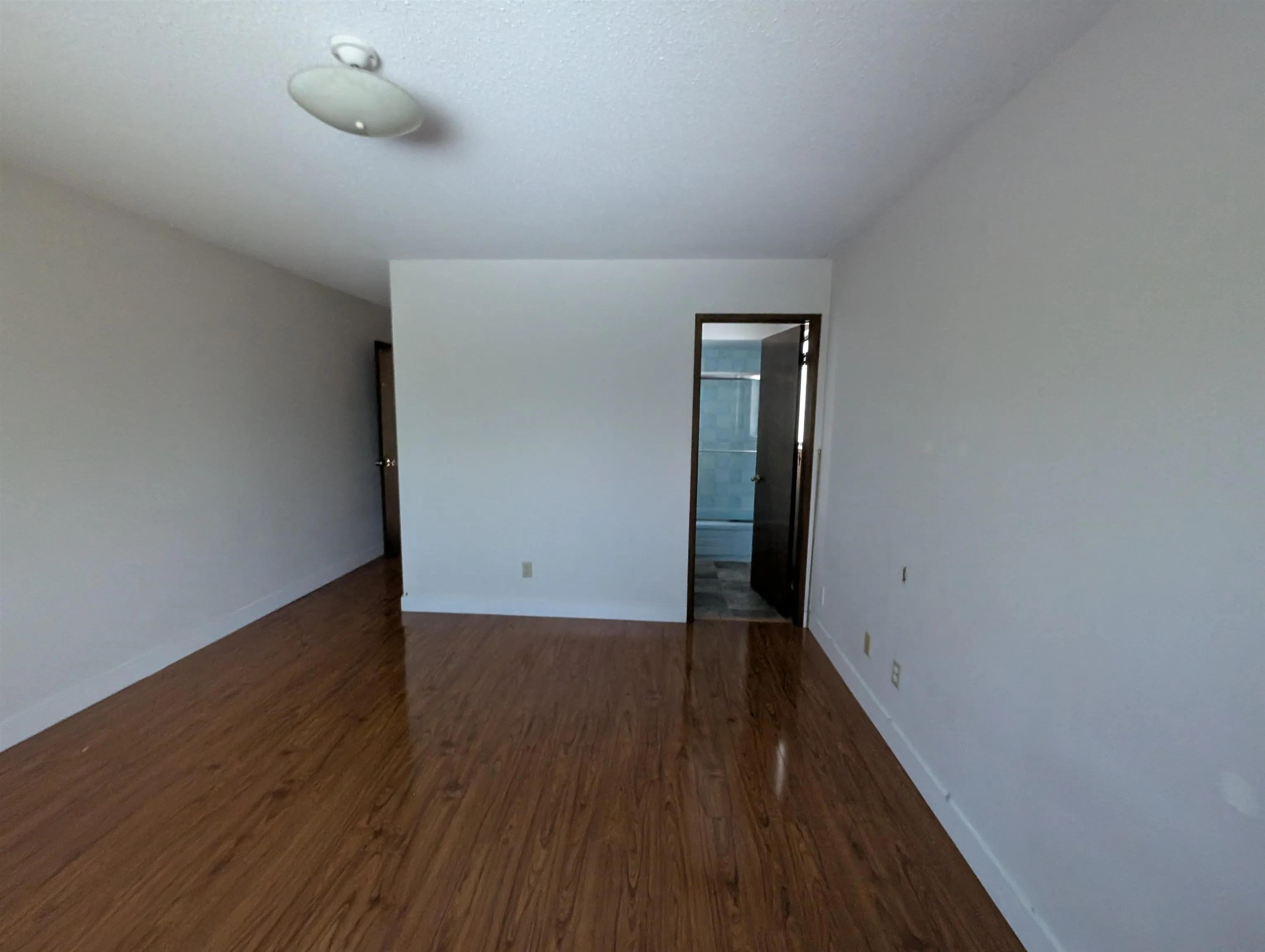 2759 Euclid Avenue