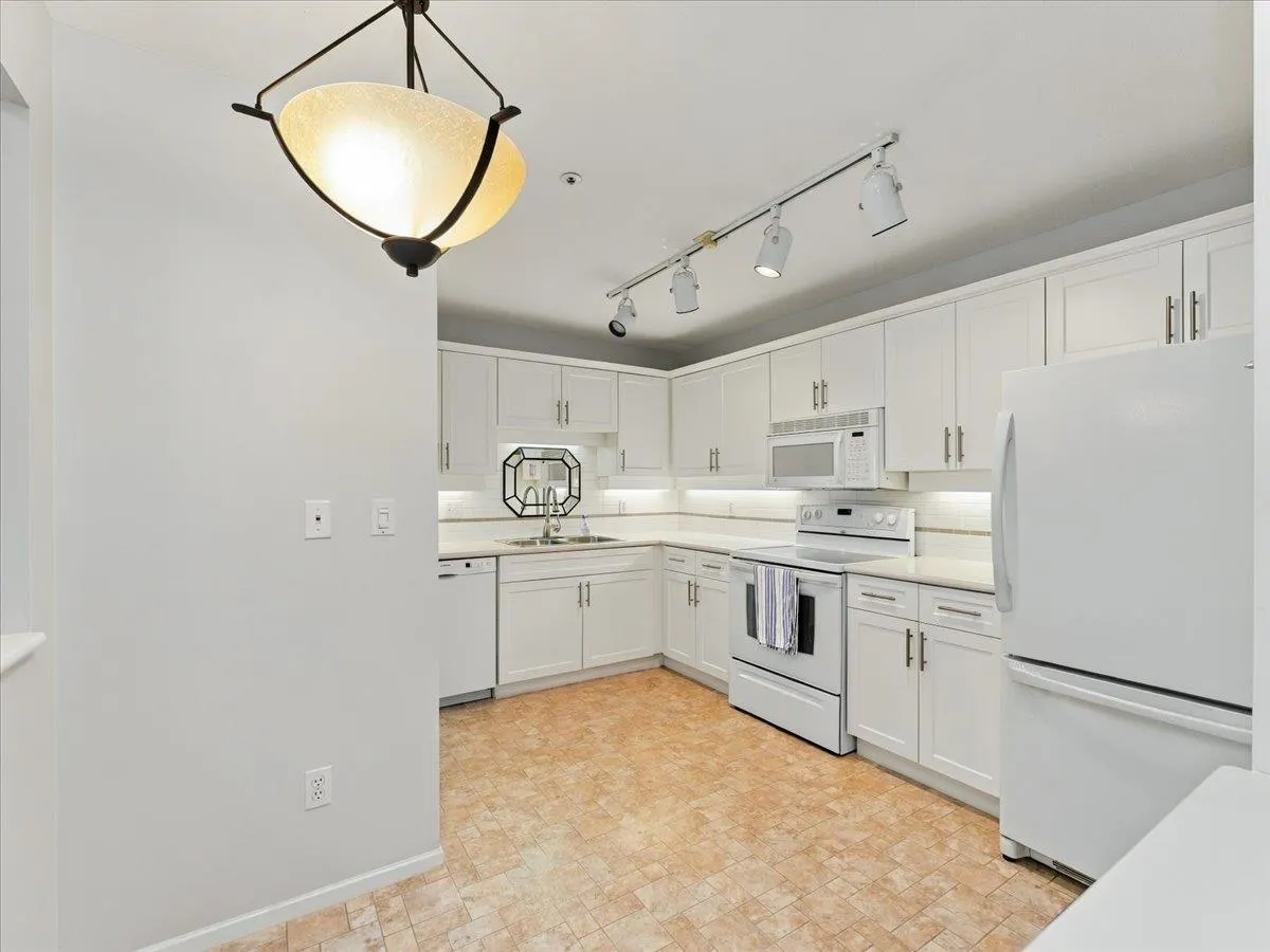 20217 Michaud Crescent #104