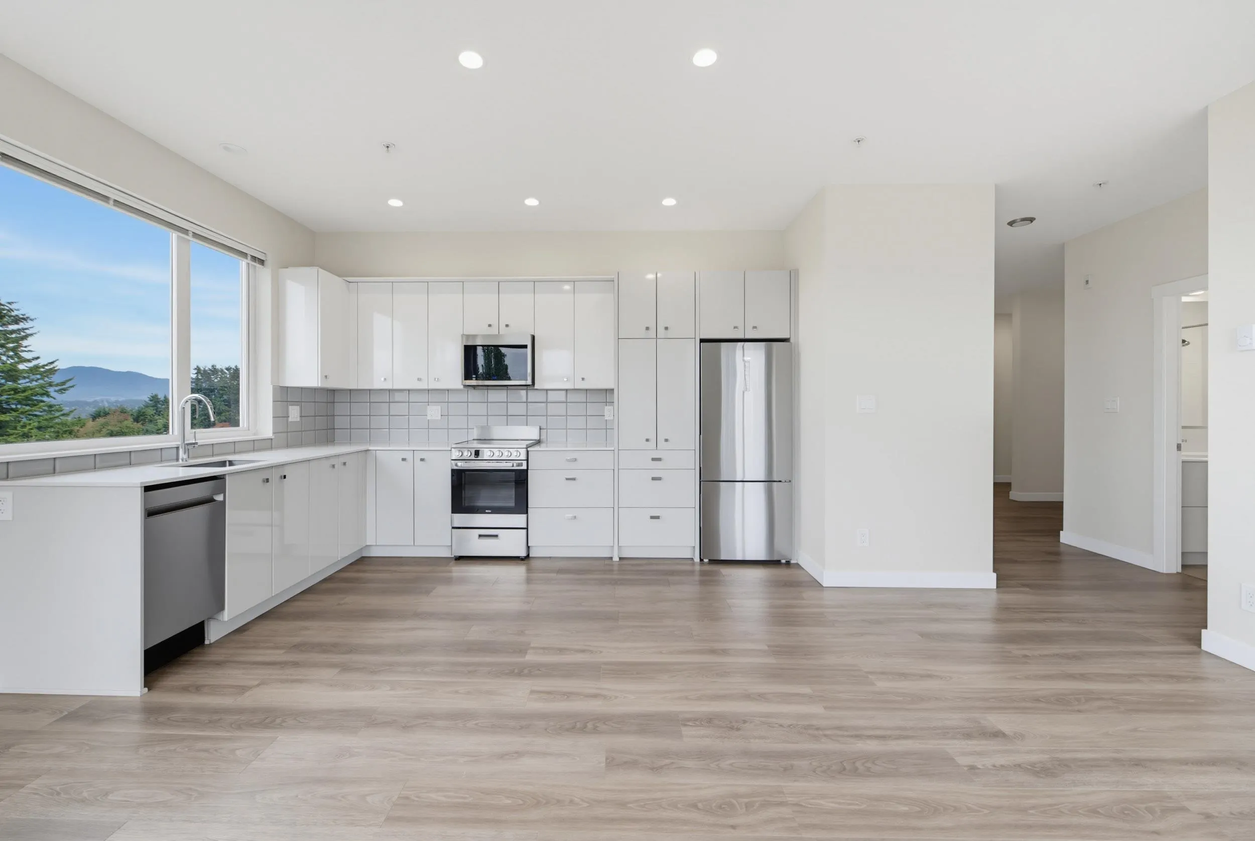 10838 Whalley Boulevard #509
