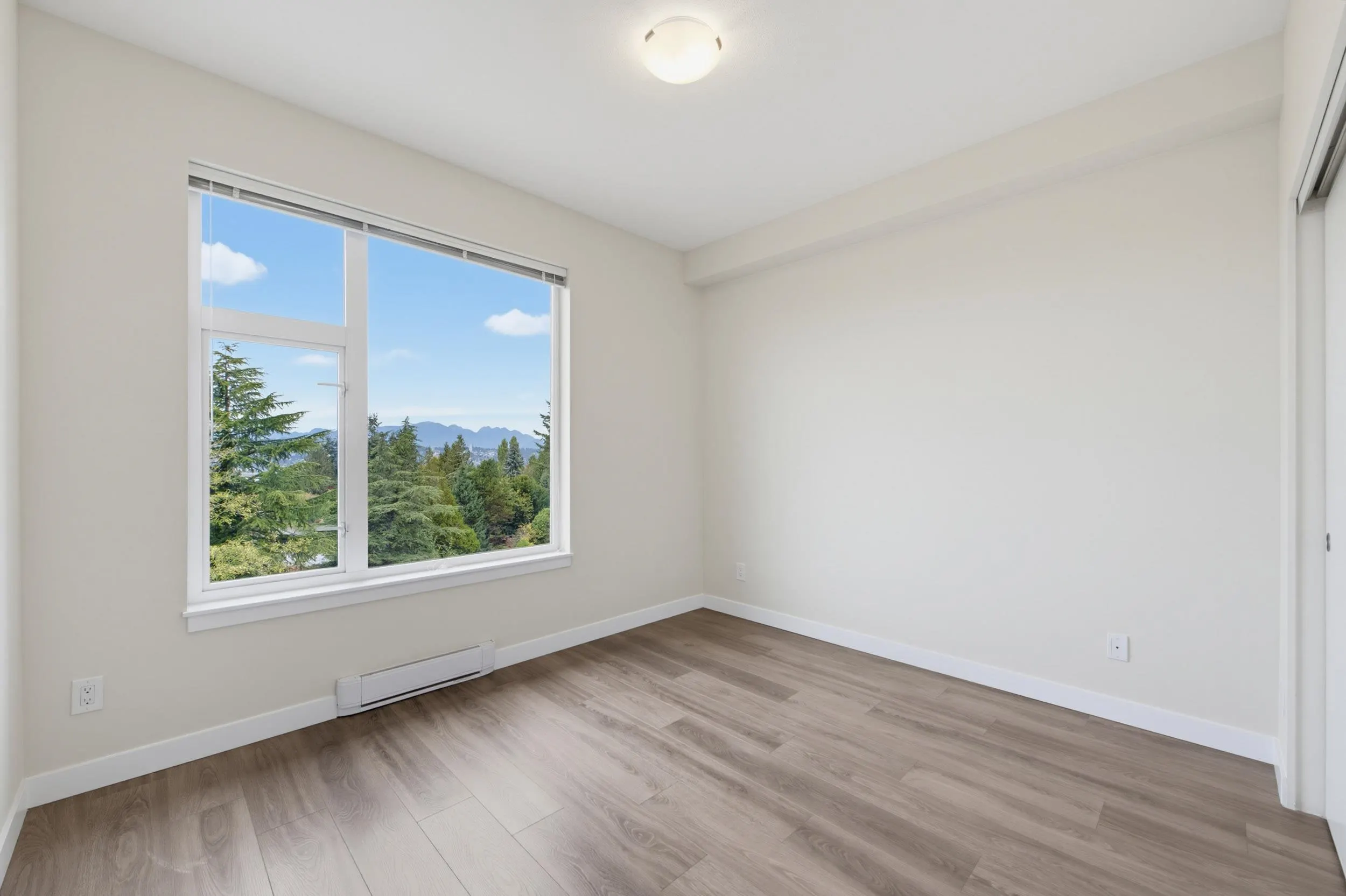 10838 Whalley Boulevard #509