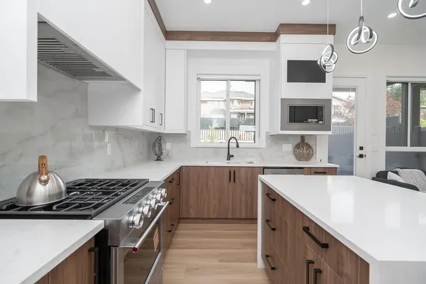 1149 Dansey Avenue #102