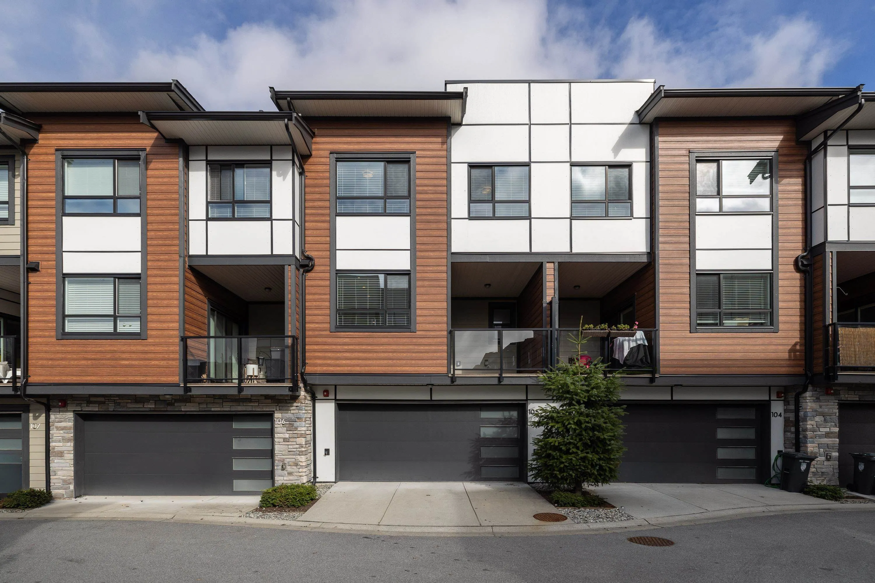 20150 81 Avenue #105