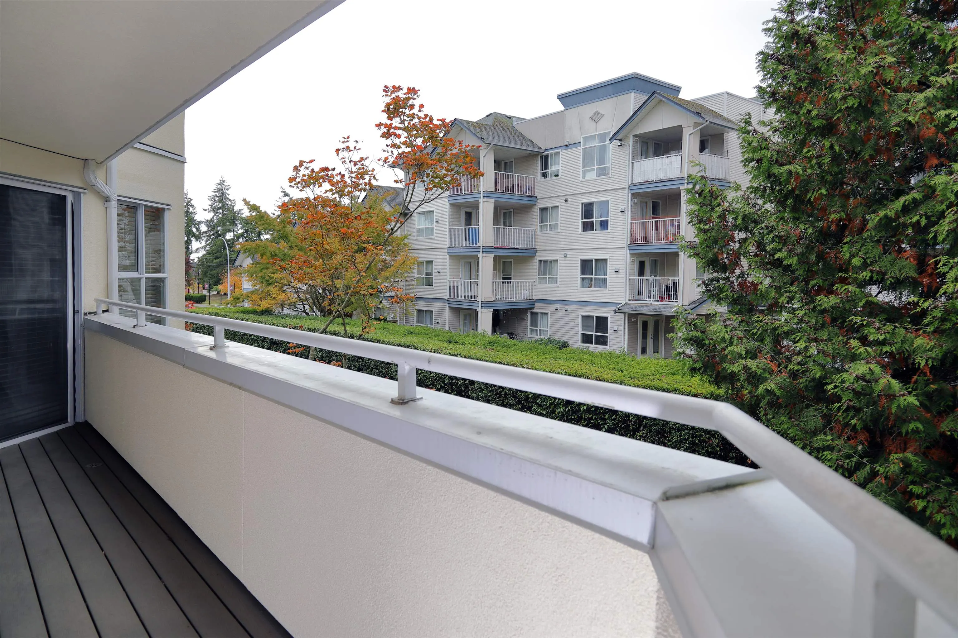 12633 72 Avenue #206