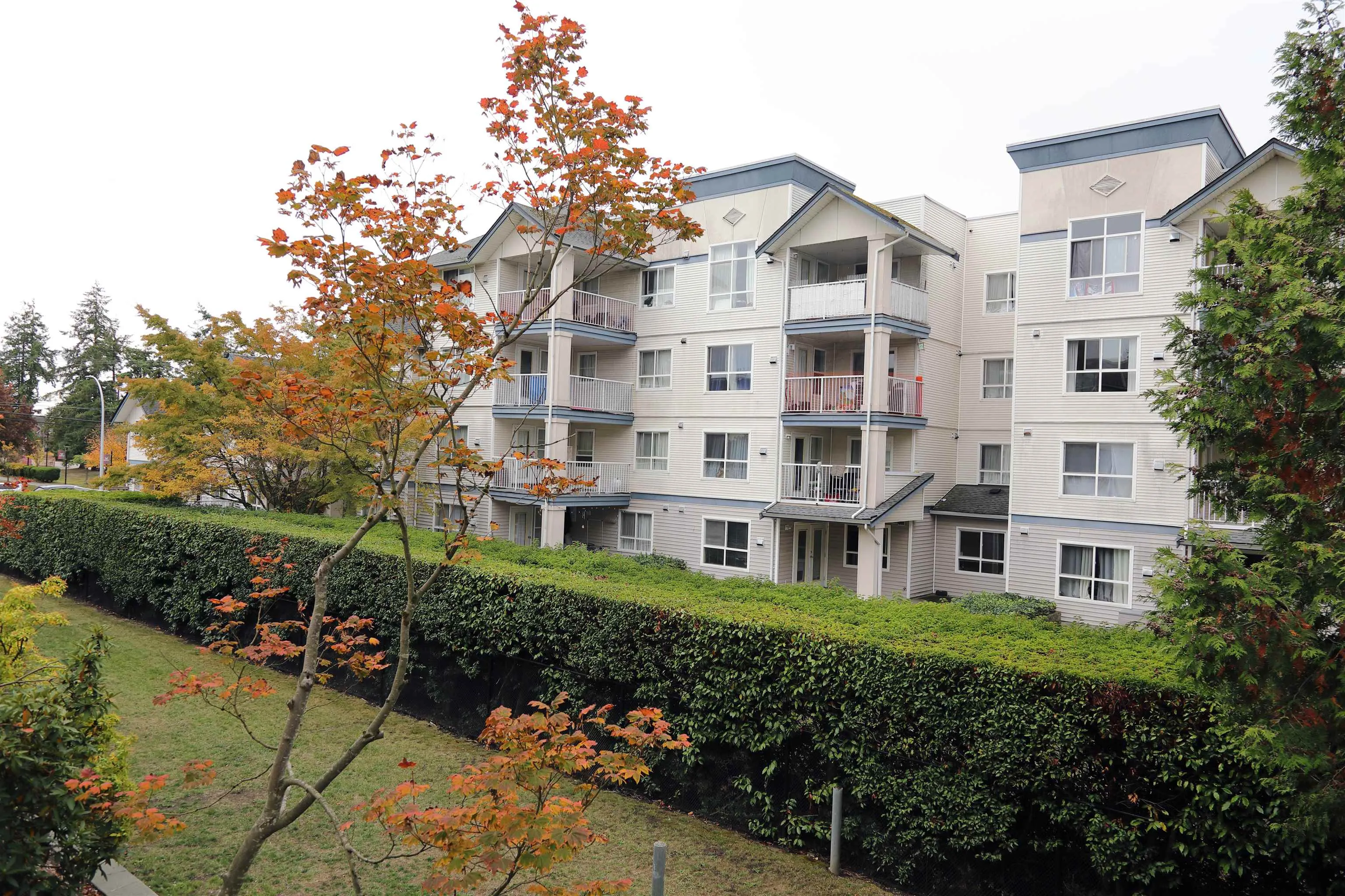 12633 72 Avenue #206