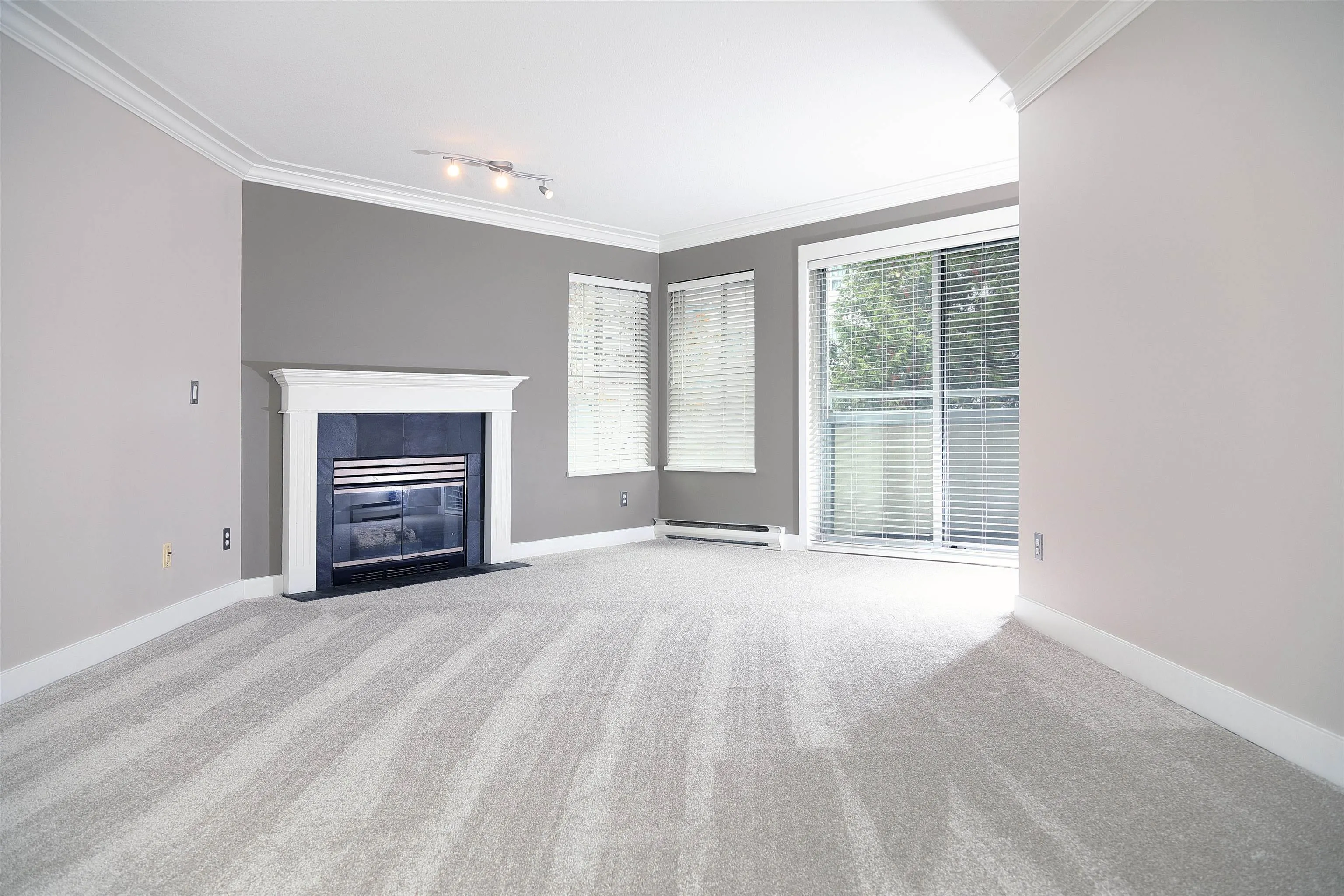 12633 72 Avenue #206