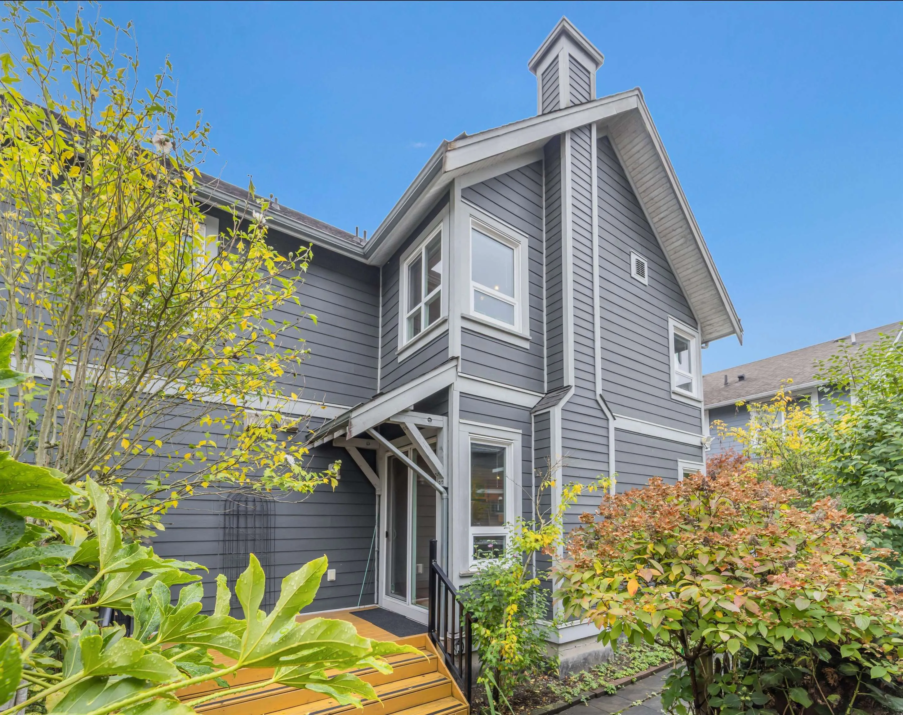 264 Holly Avenue