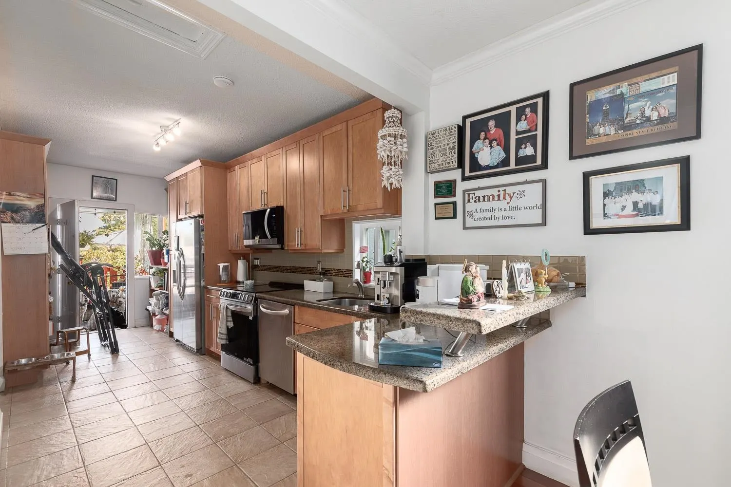309 E Woodstock Avenue