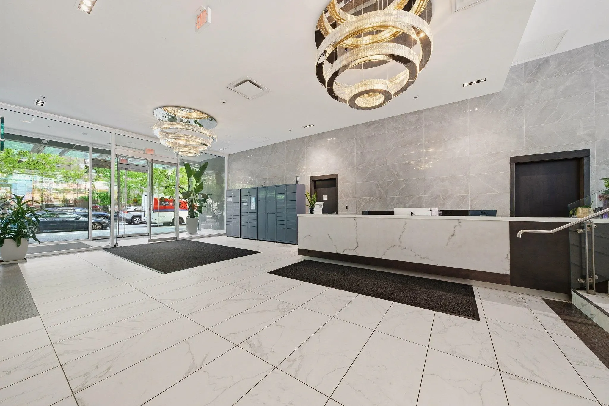 1283 Howe Street #3605