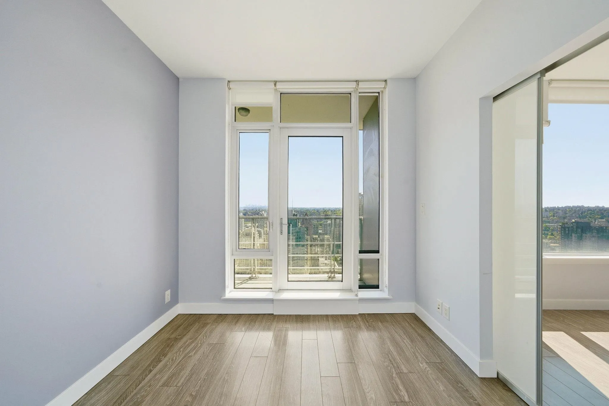 1283 Howe Street #3605