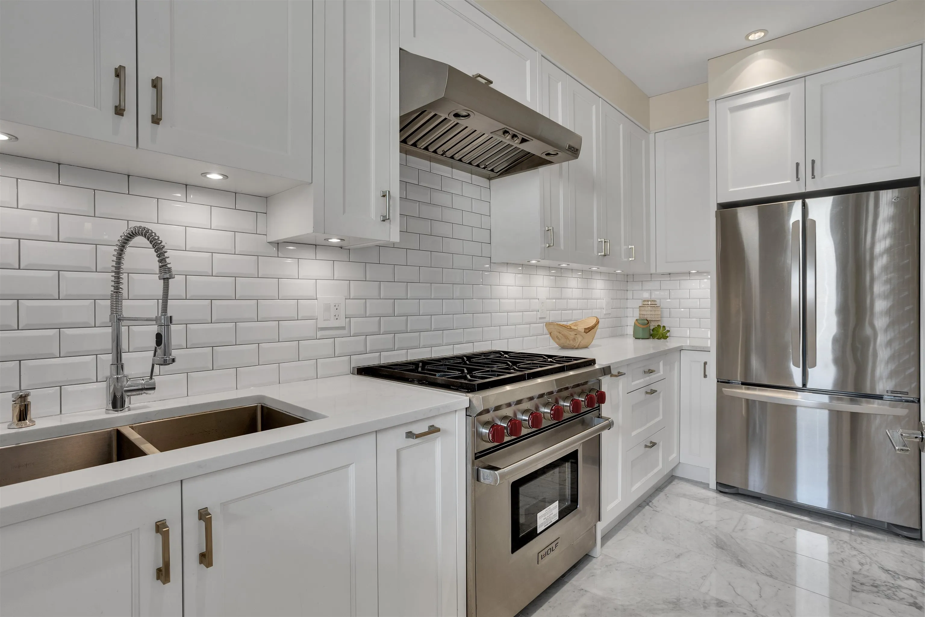 7691 Sunnymede Crescent