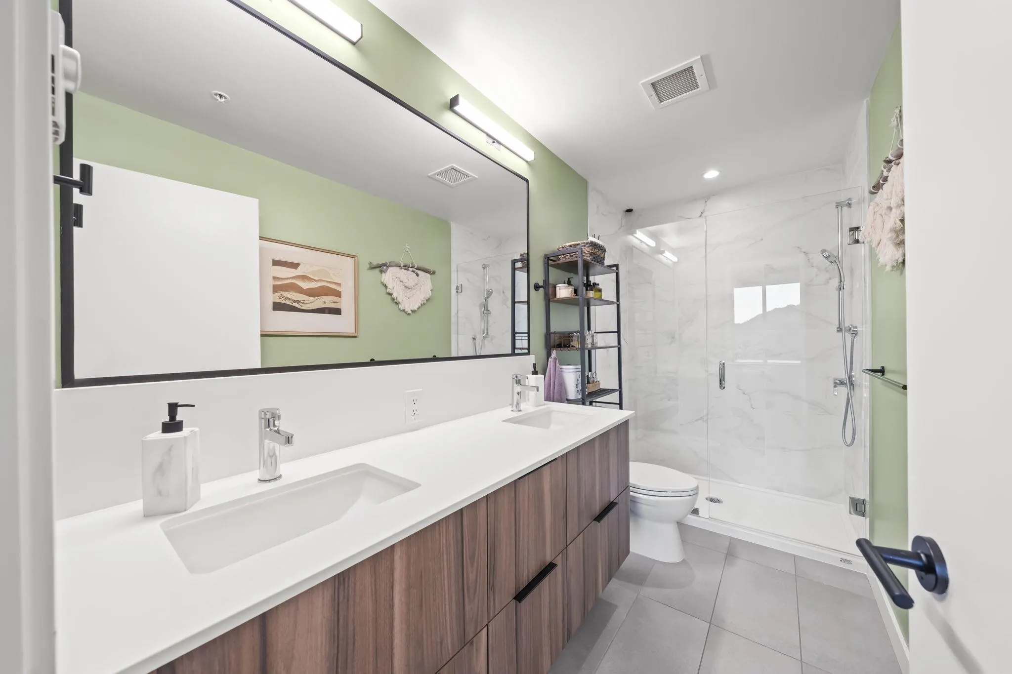 3229 St Johns Street #605