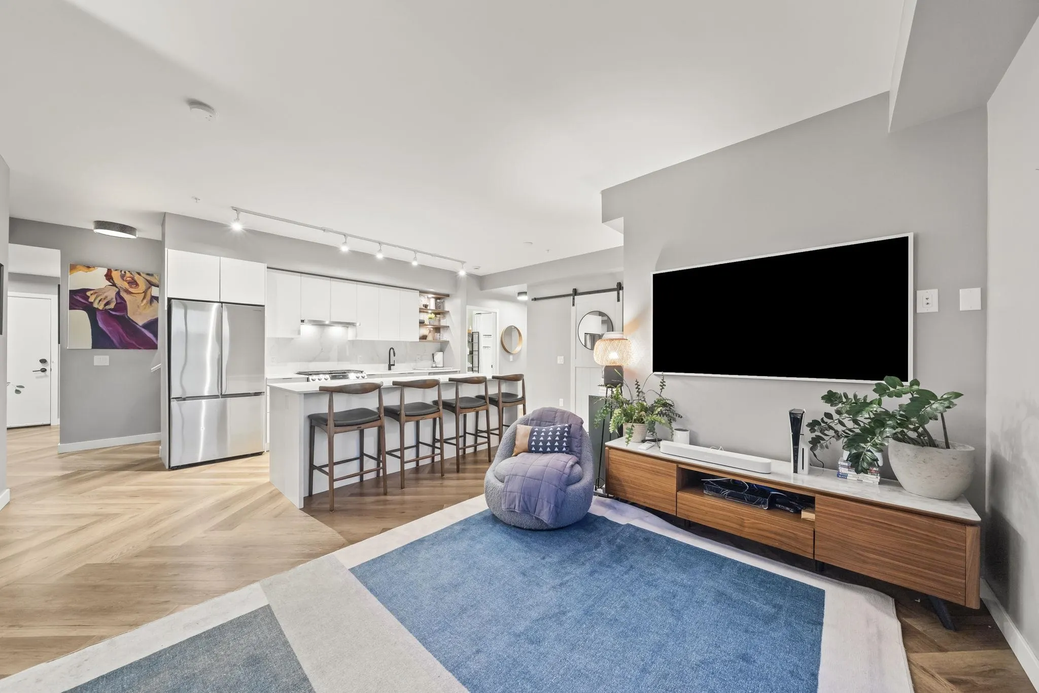 3229 St Johns Street #605
