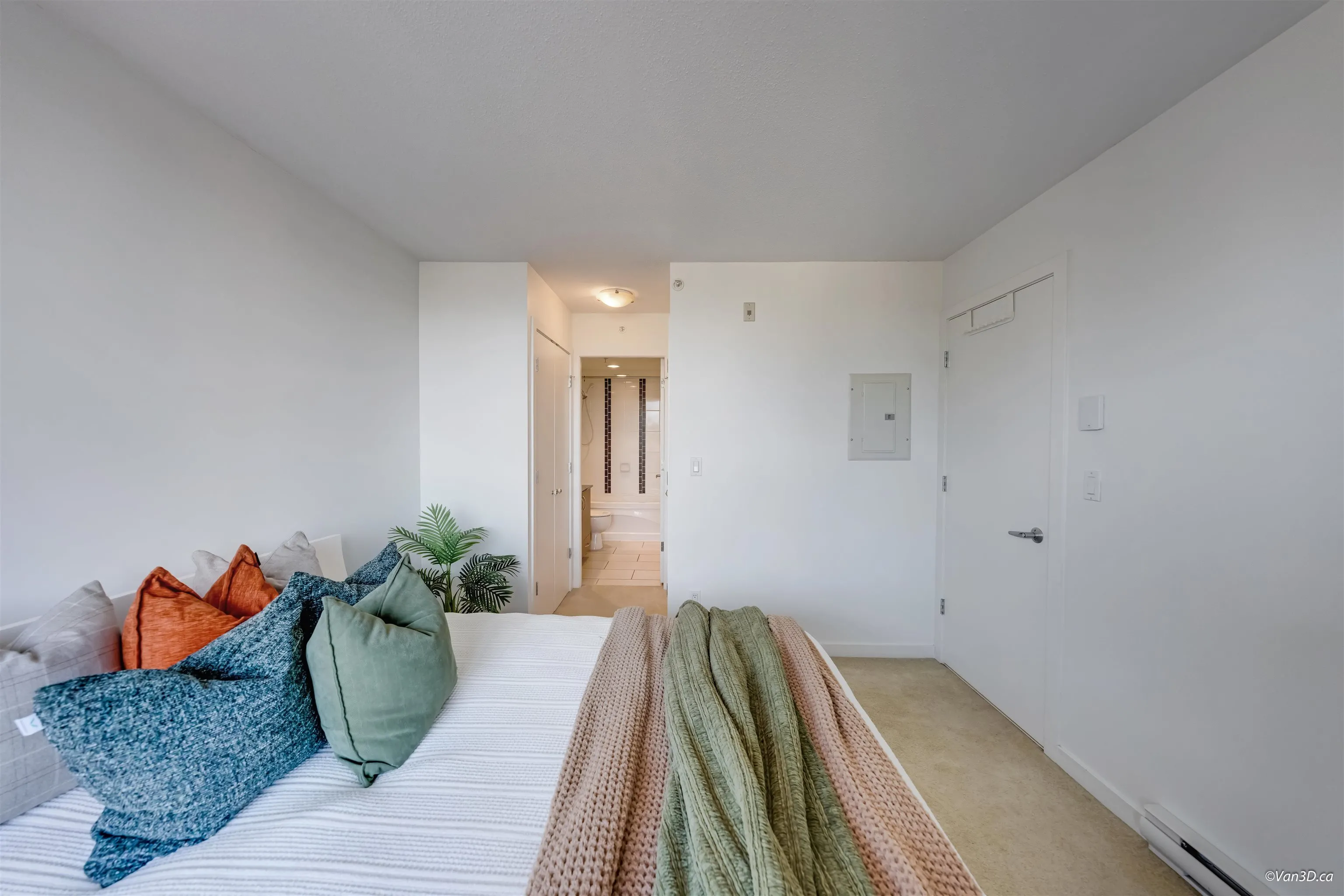 7138 Collier Street #402
