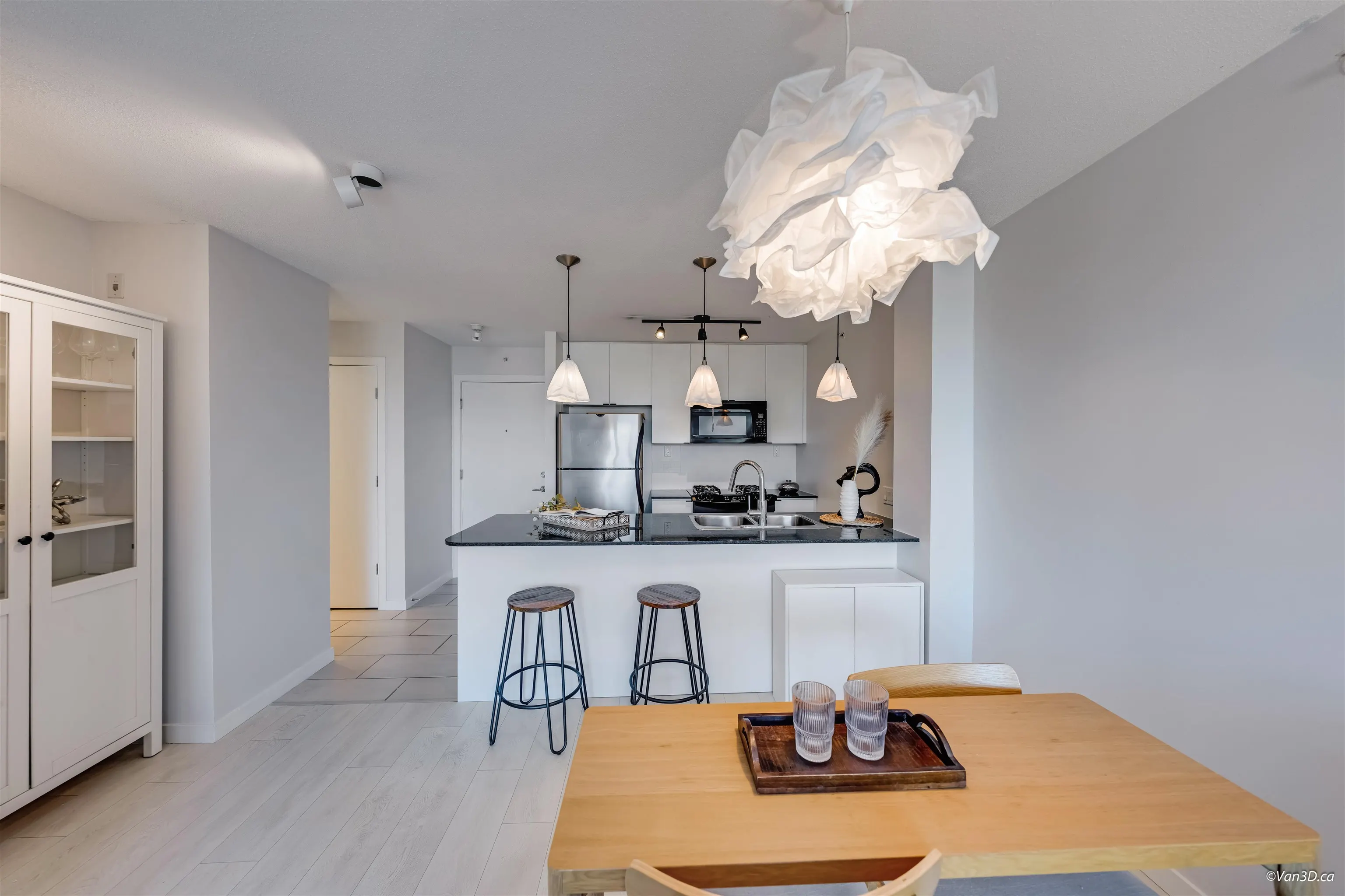 7138 Collier Street #402