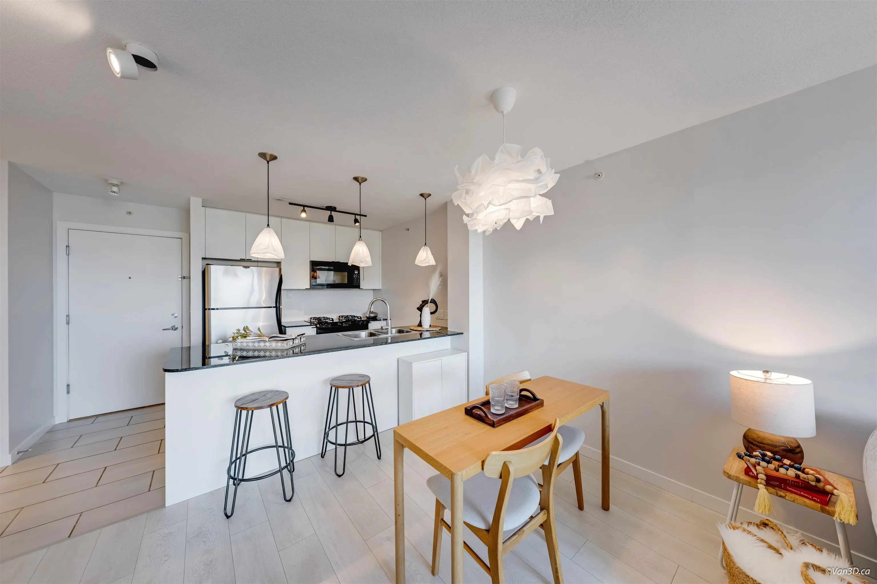 7138 Collier Street #402