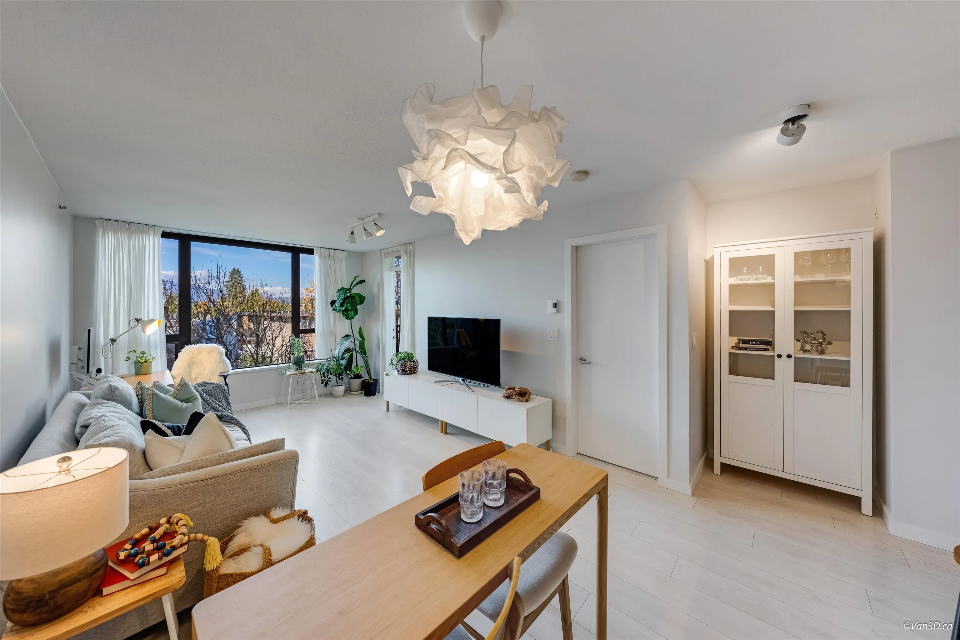 7138 Collier Street #402