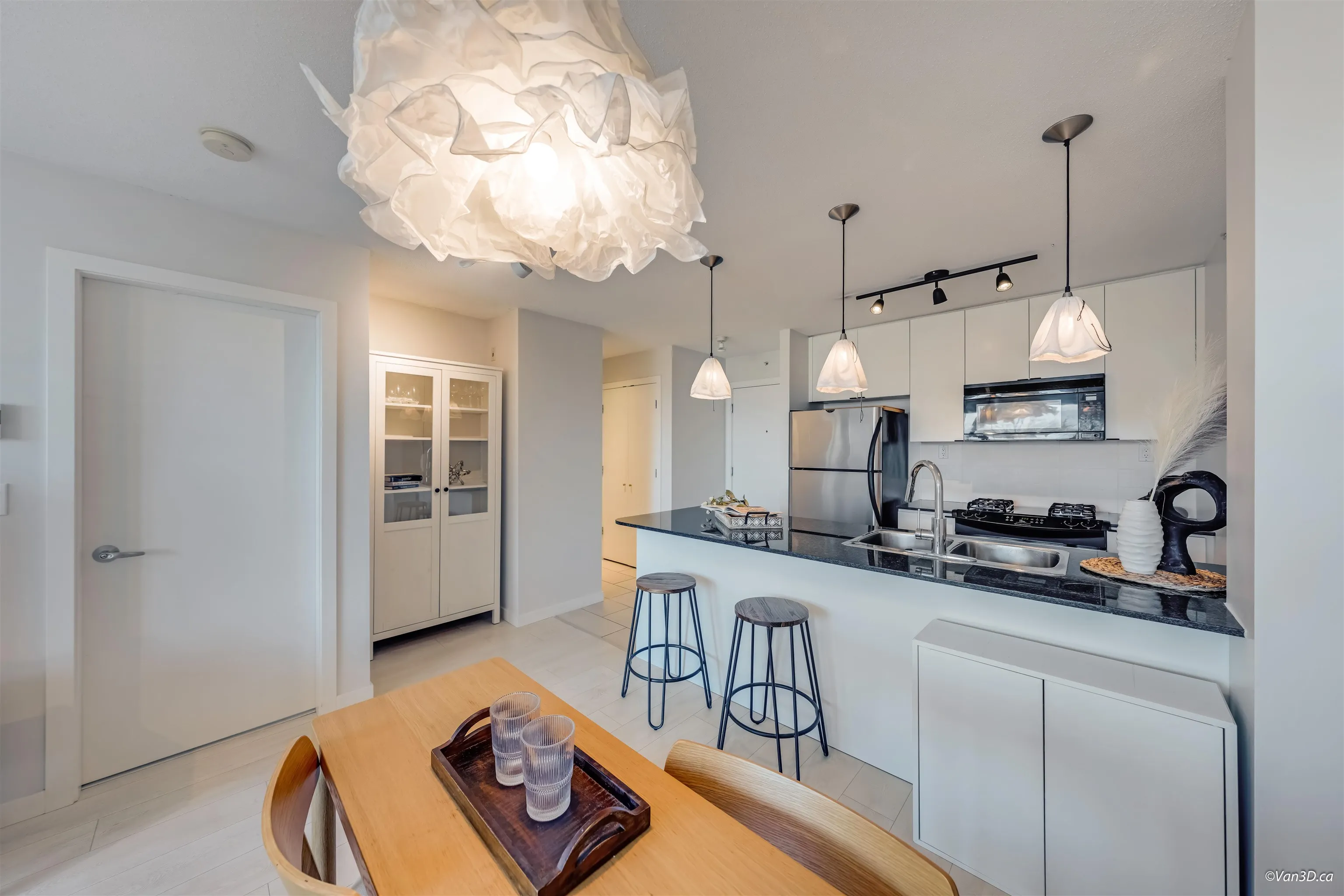 7138 Collier Street #402