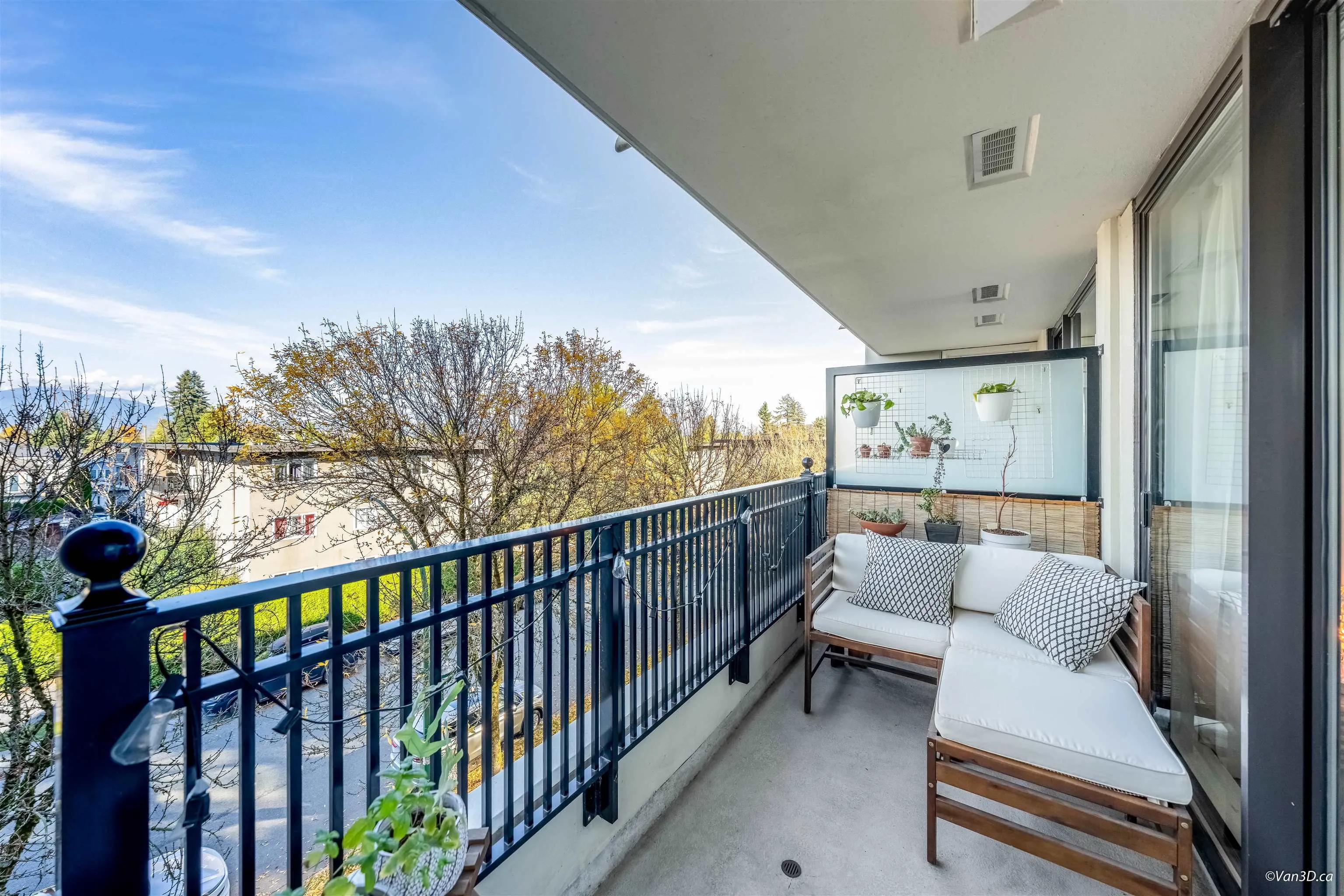 7138 Collier Street #402