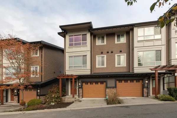23986 104 Avenue #11