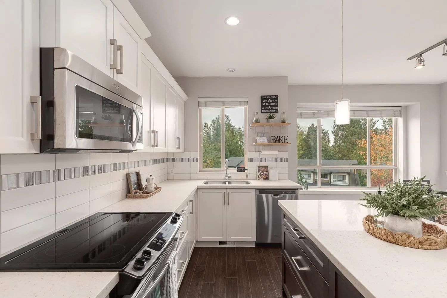 23986 104 Avenue #11