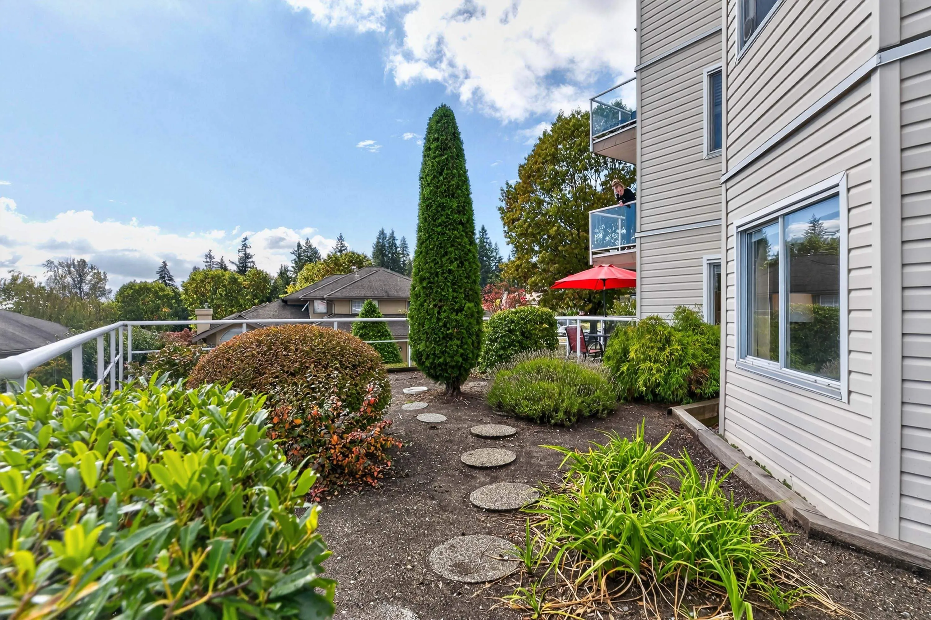 455 Bromley Street #101