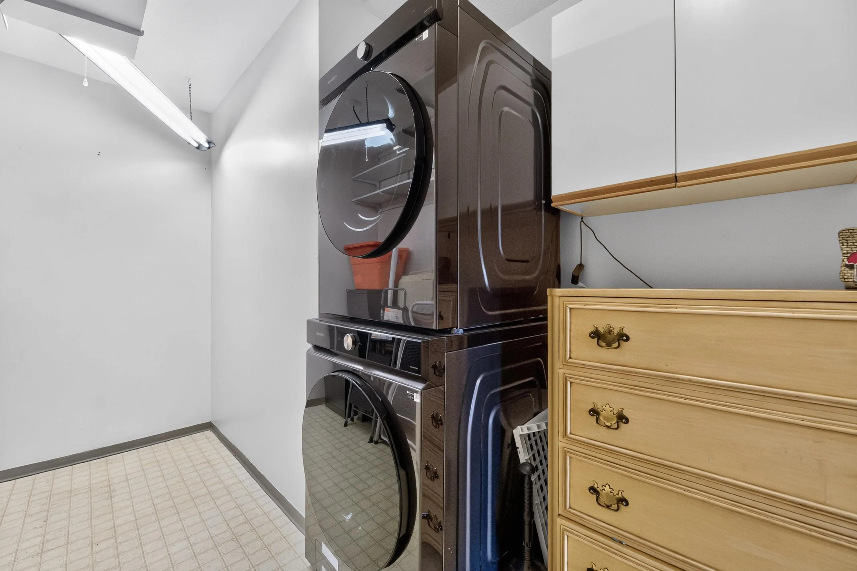 455 Bromley Street #101