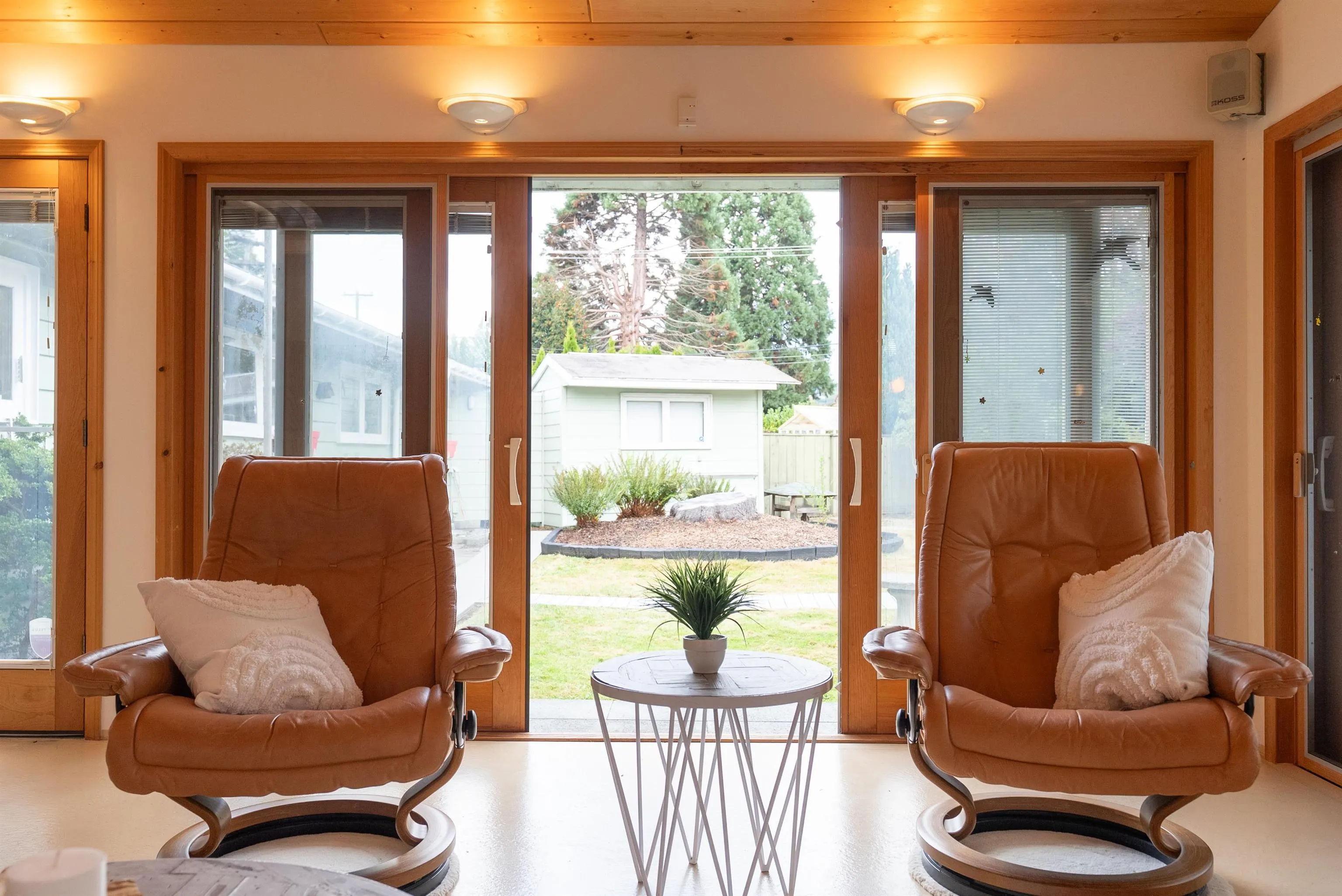 1222 Rosewood Crescent